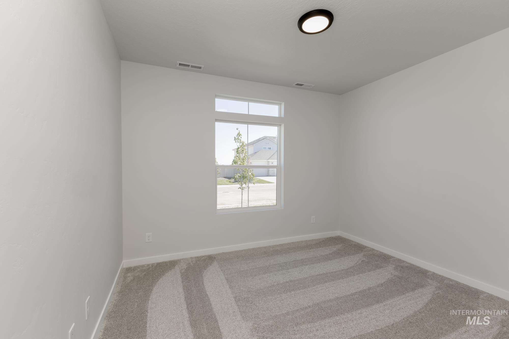 1086 Woods Bog Ct, Middleton, Idaho 83644, 4 Bedrooms, 2 Bathrooms, Residential For Sale, Price $489,990,MLS 98965262