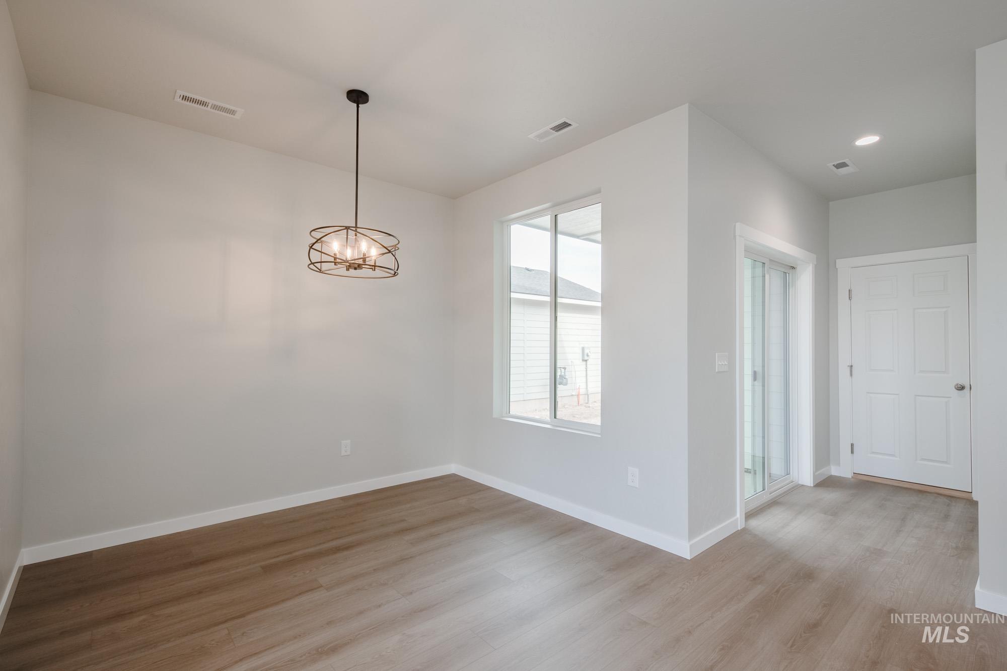 2986 E Boulder Basin Dr, Kuna, Idaho 83634, 3 Bedrooms, 2.5 Bathrooms, Residential For Sale, Price $385,990,MLS 98965263