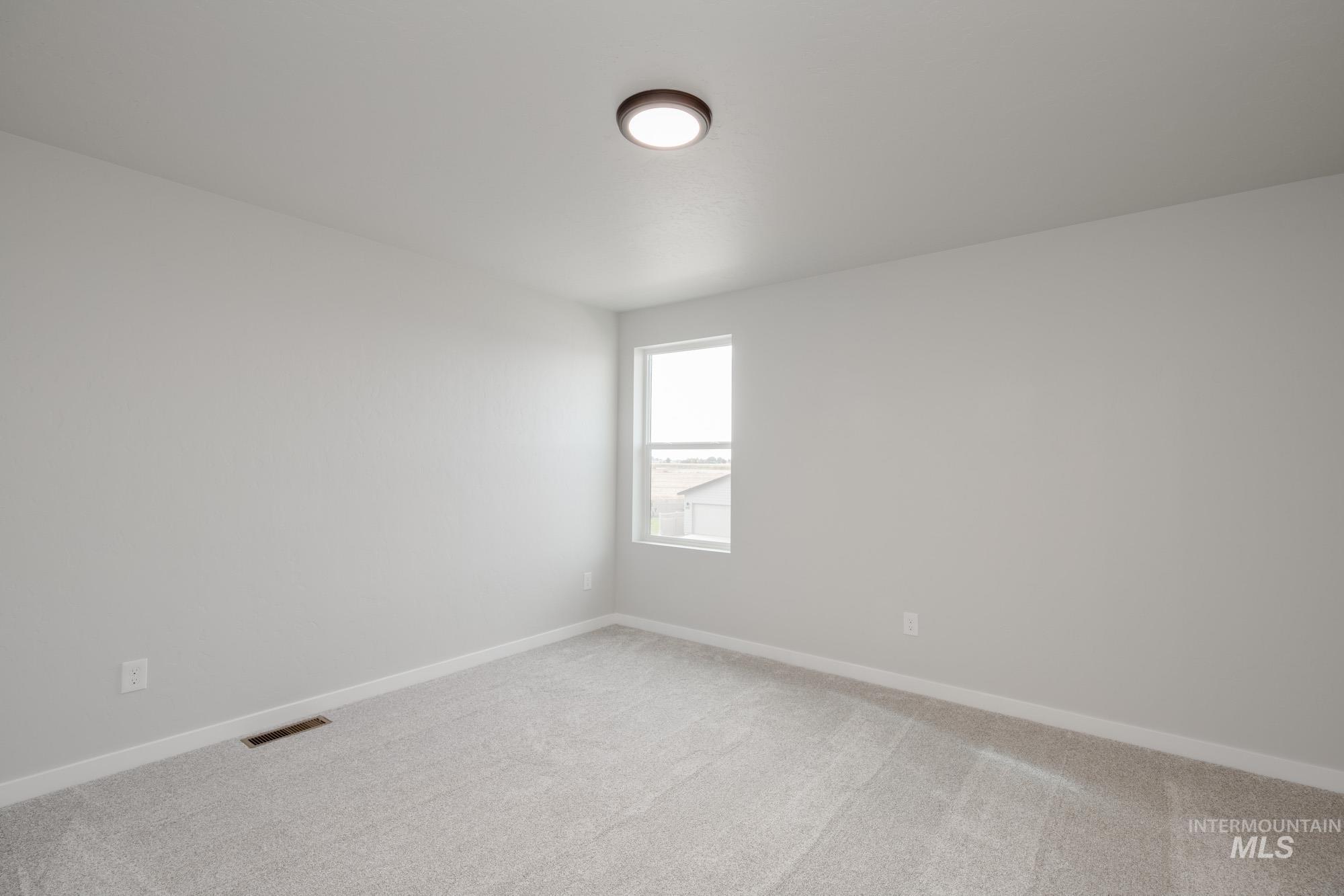 2986 E Boulder Basin Dr, Kuna, Idaho 83634, 3 Bedrooms, 2.5 Bathrooms, Residential For Sale, Price $385,990,MLS 98965263