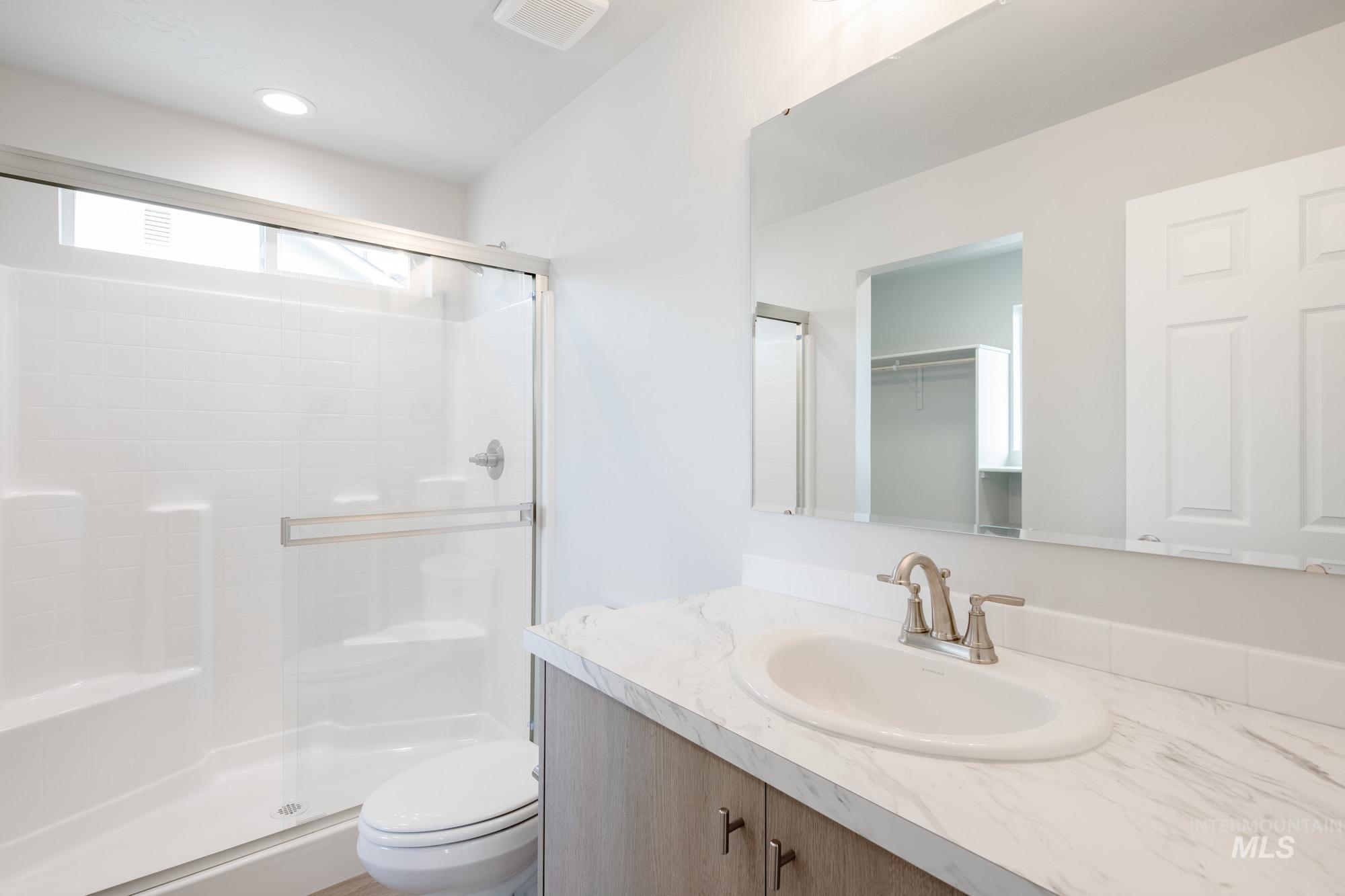 2986 E Boulder Basin Dr, Kuna, Idaho 83634, 3 Bedrooms, 2.5 Bathrooms, Residential For Sale, Price $385,990,MLS 98965263