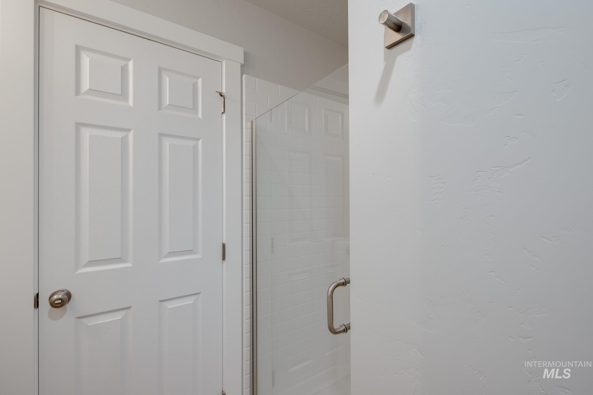 9066 W Camellia St, Nampa, Idaho 83687, 5 Bedrooms, 3 Bathrooms, Residential For Sale, Price $487,990, 98965270