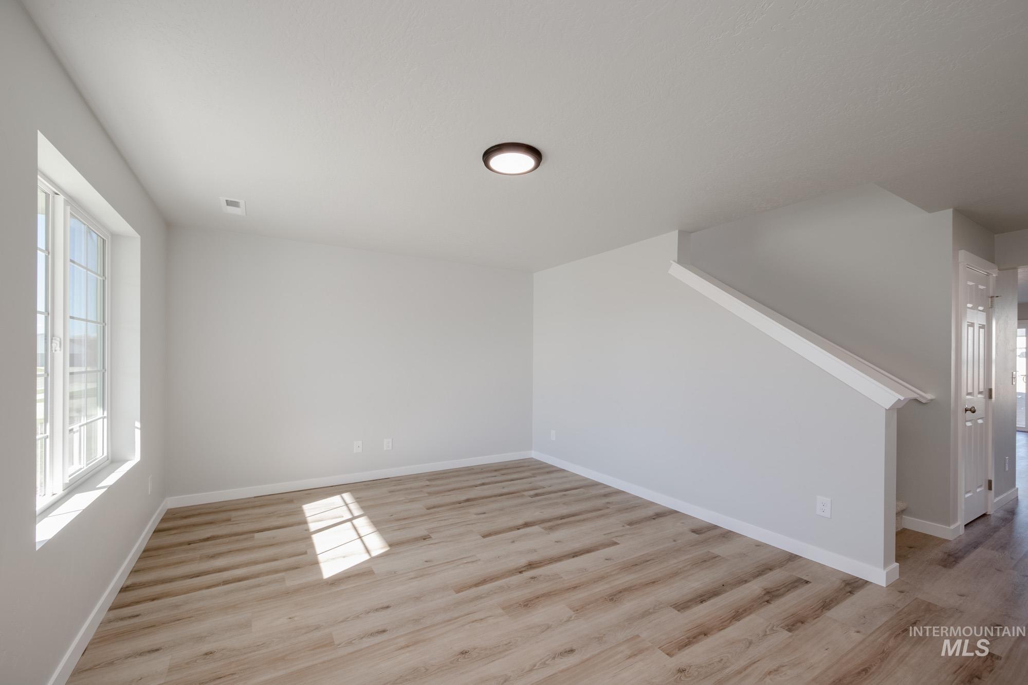 9066 W Camellia St, Nampa, Idaho 83687, 5 Bedrooms, 3 Bathrooms, Residential For Sale, Price $487,990, 98965270