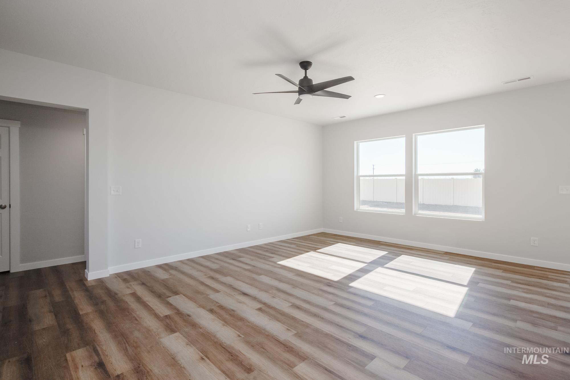 9037 W Camellia St, Nampa, Idaho 83687, 4 Bedrooms, 2 Bathrooms, Residential For Sale, Price $407,990,MLS 98965272