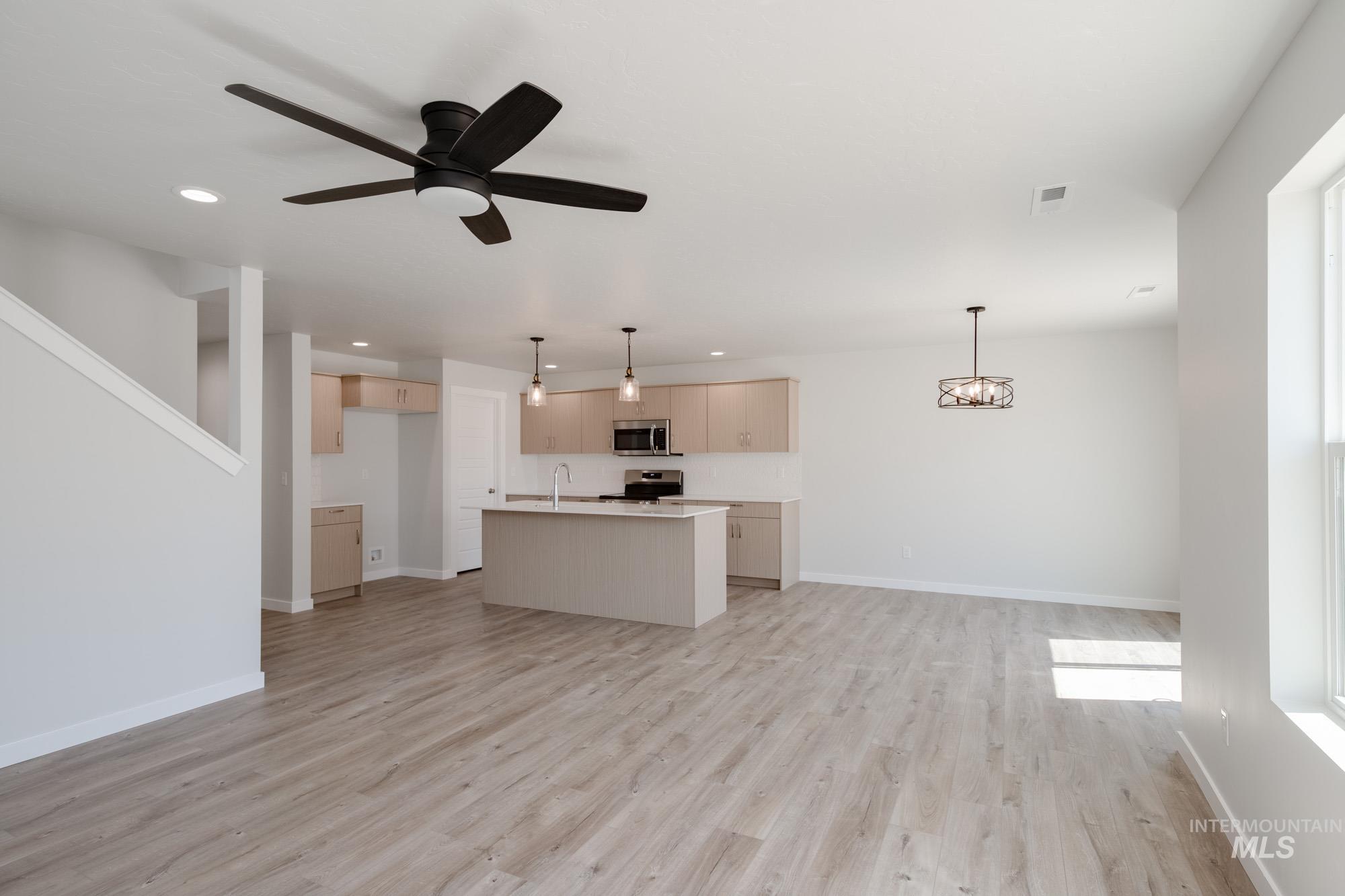 18124 N Azalea Ave, Nampa, Idaho 83687, 4 Bedrooms, 2.5 Bathrooms, Residential For Sale, Price $447,990,MLS 98965273