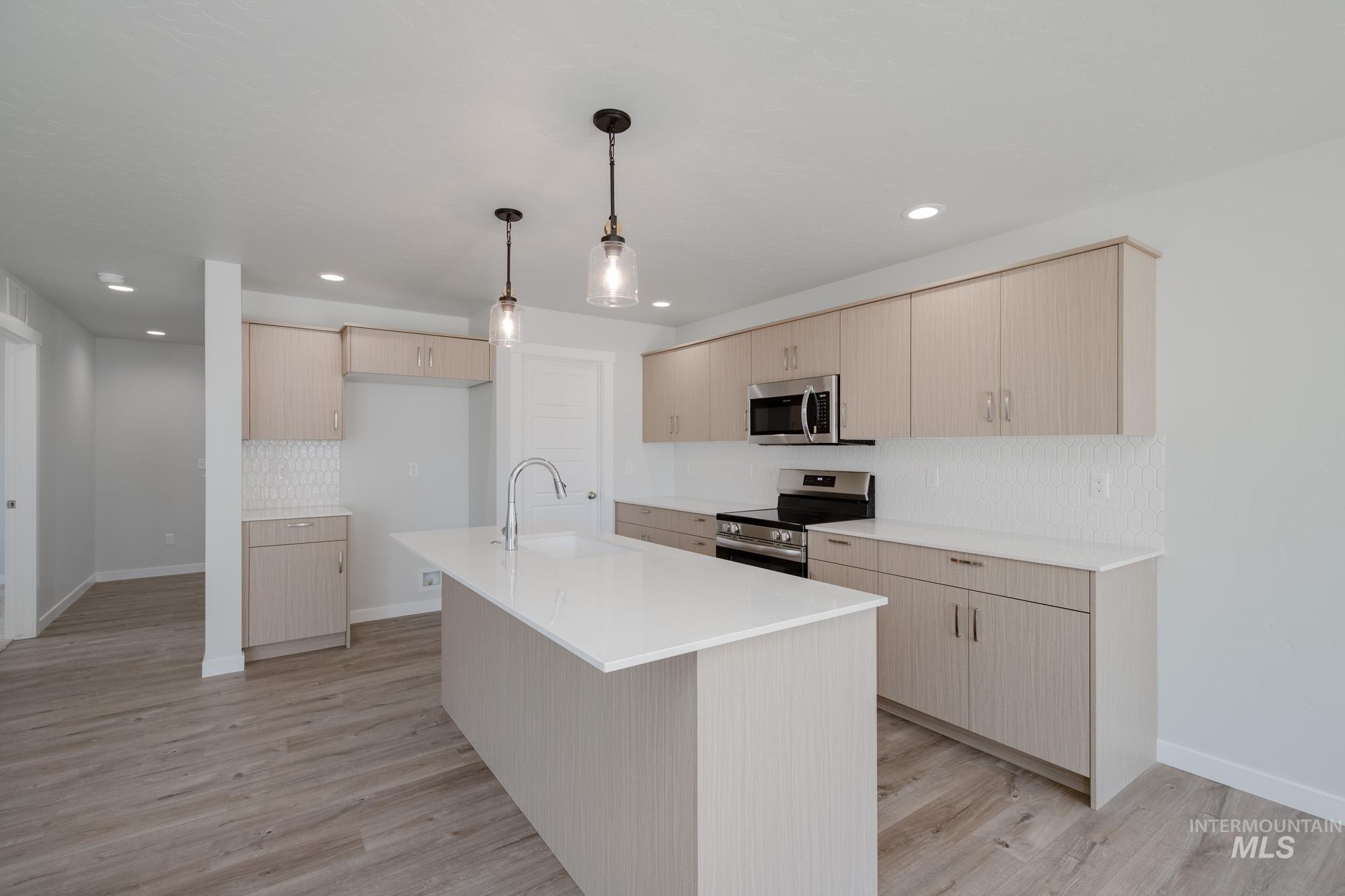 18124 N Azalea Ave, Nampa, Idaho 83687, 4 Bedrooms, 2.5 Bathrooms, Residential For Sale, Price $447,990,MLS 98965273