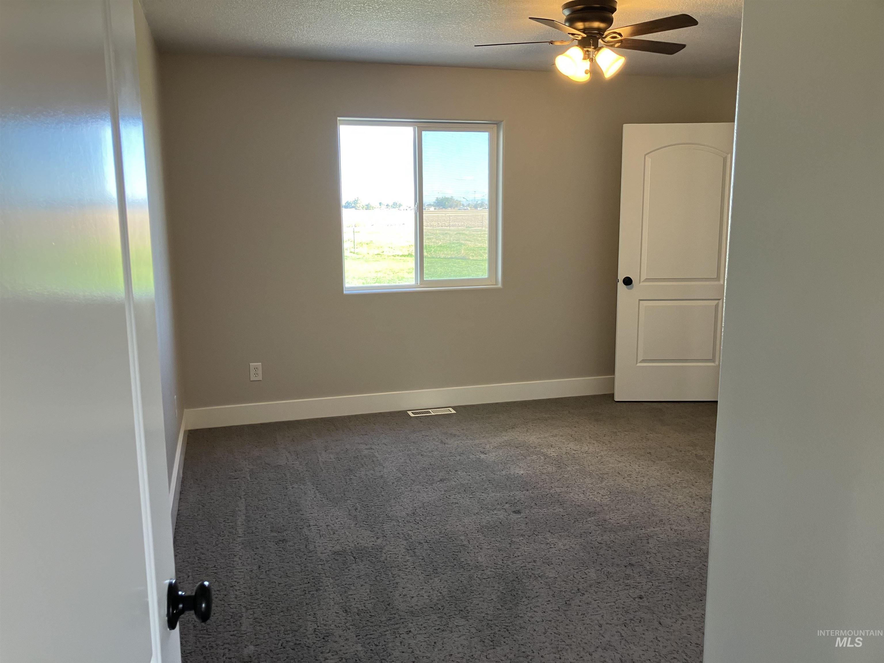 17530 Beet Rd., Caldwell, Idaho 83607, 4 Bedrooms, 2 Bathrooms, Residential For Sale, Price $734,900,MLS 98965289