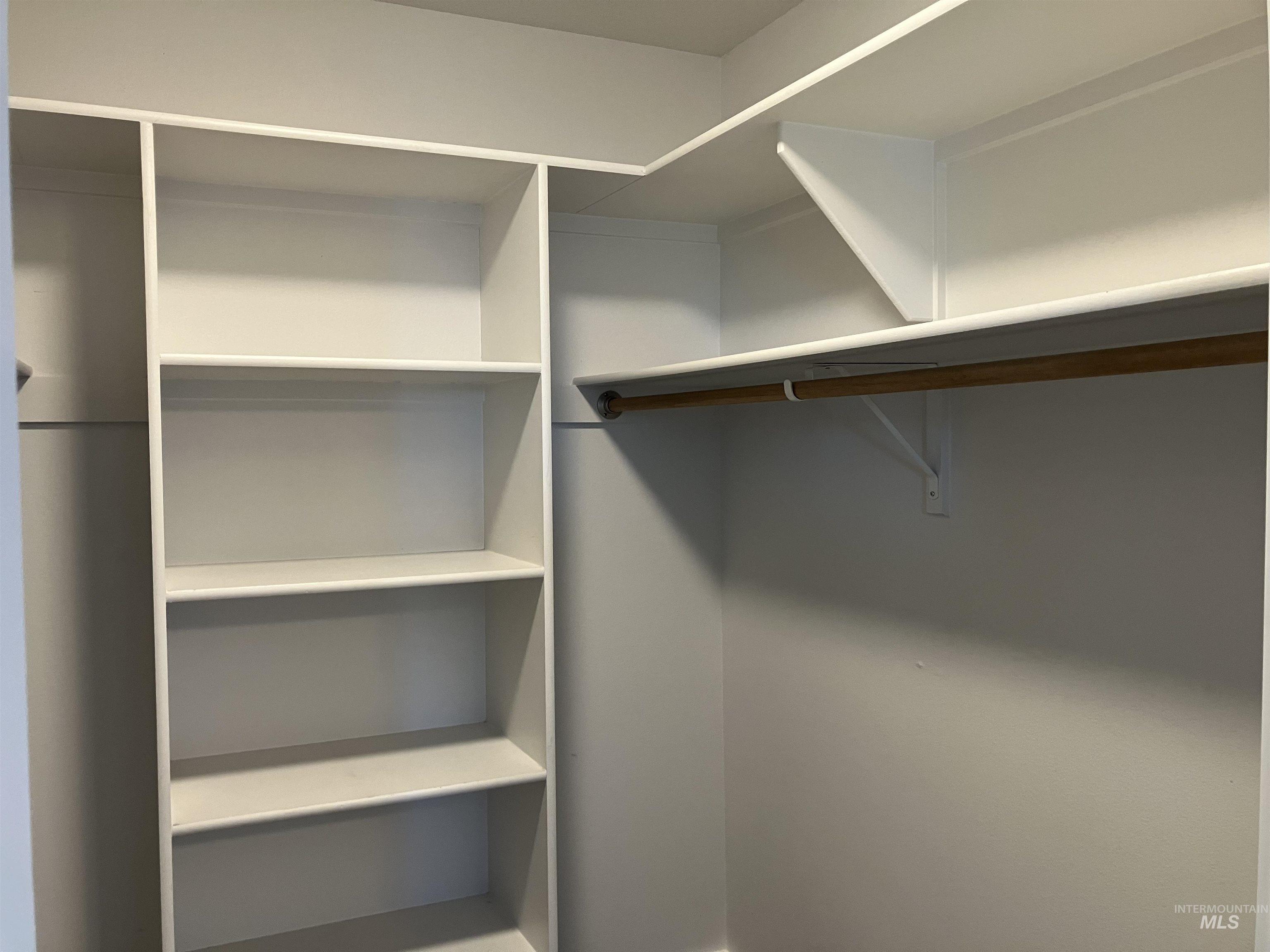 17530 Beet Rd., Caldwell, Idaho 83607, 4 Bedrooms, 2 Bathrooms, Residential For Sale, Price $734,900,MLS 98965289