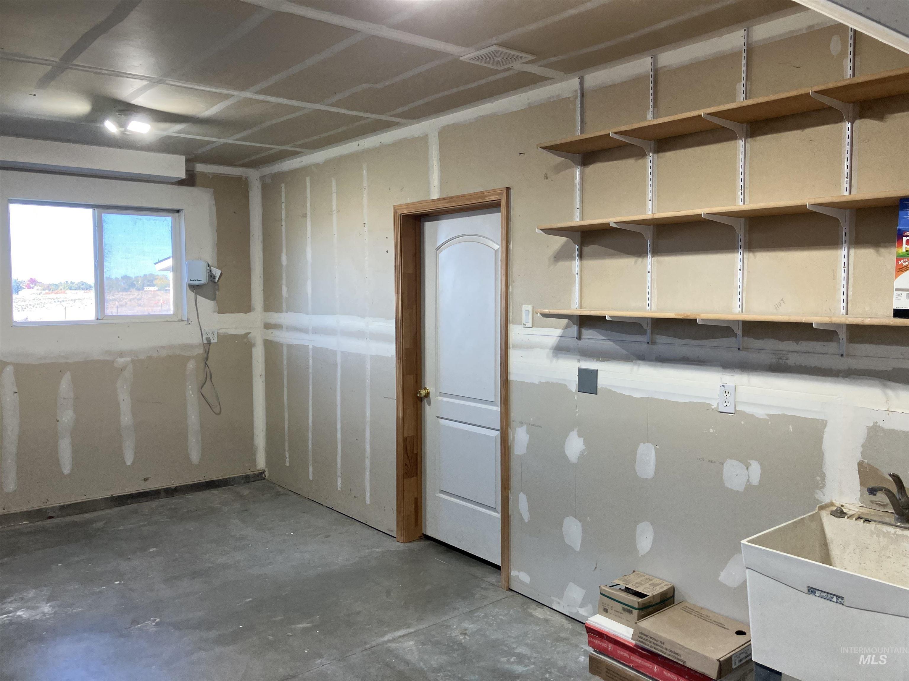 17530 Beet Rd., Caldwell, Idaho 83607, 4 Bedrooms, 2 Bathrooms, Residential For Sale, Price $734,900,MLS 98965289