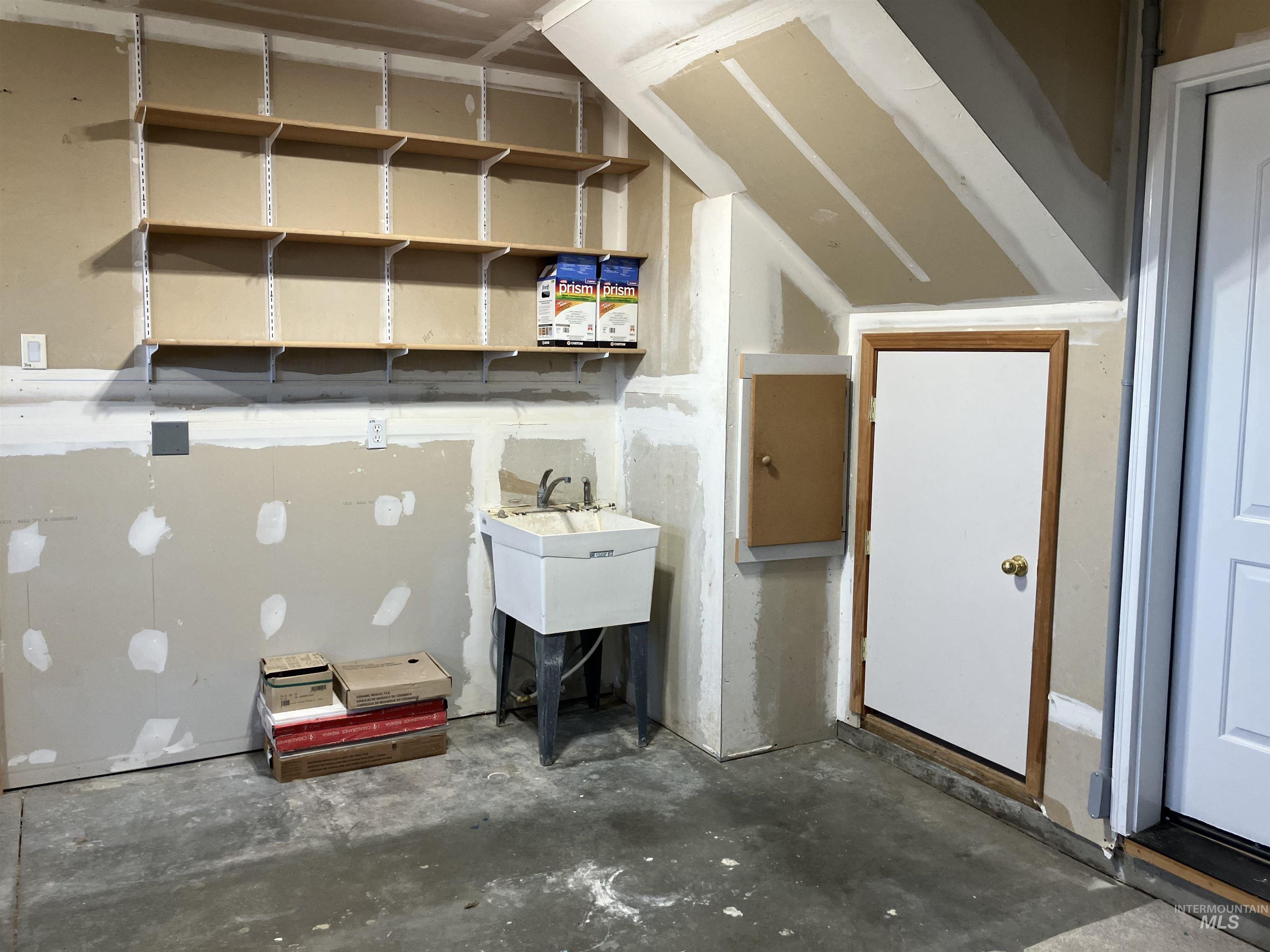 17530 Beet Rd., Caldwell, Idaho 83607, 4 Bedrooms, 2 Bathrooms, Residential For Sale, Price $734,900,MLS 98965289