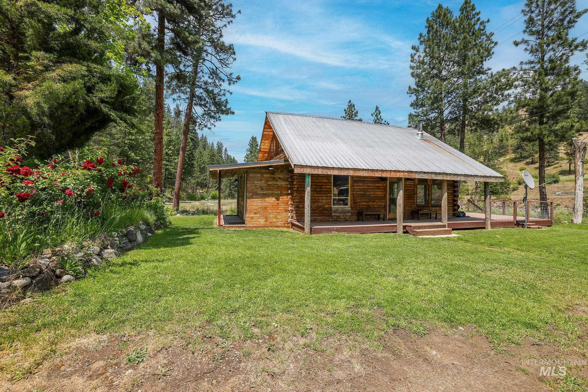 5650 Pines Road, New Meadows, Idaho 83654, 1 Bedroom, 2.5 Bathrooms, Residential For Sale, Price $389,900,MLS 98965293