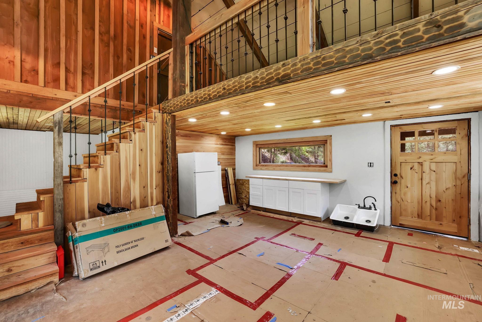 5650 Pines Road, New Meadows, Idaho 83654, 1 Bedroom, 2.5 Bathrooms, Residential For Sale, Price $389,900,MLS 98965293