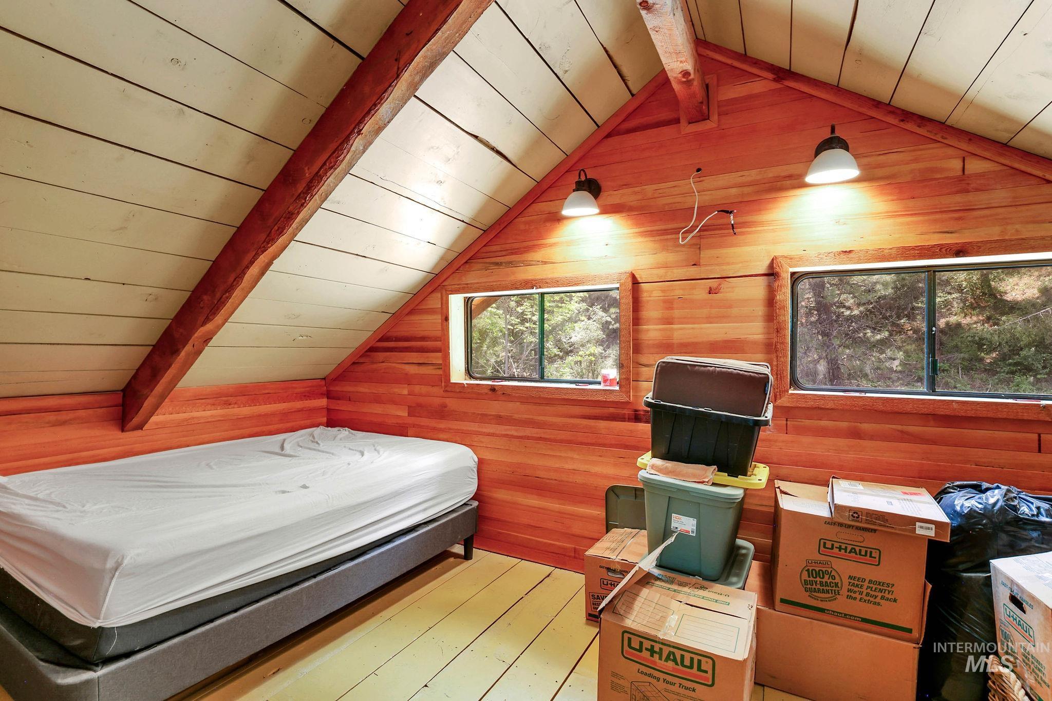 5650 Pines Road, New Meadows, Idaho 83654, 1 Bedroom, 2.5 Bathrooms, Residential For Sale, Price $389,900,MLS 98965293