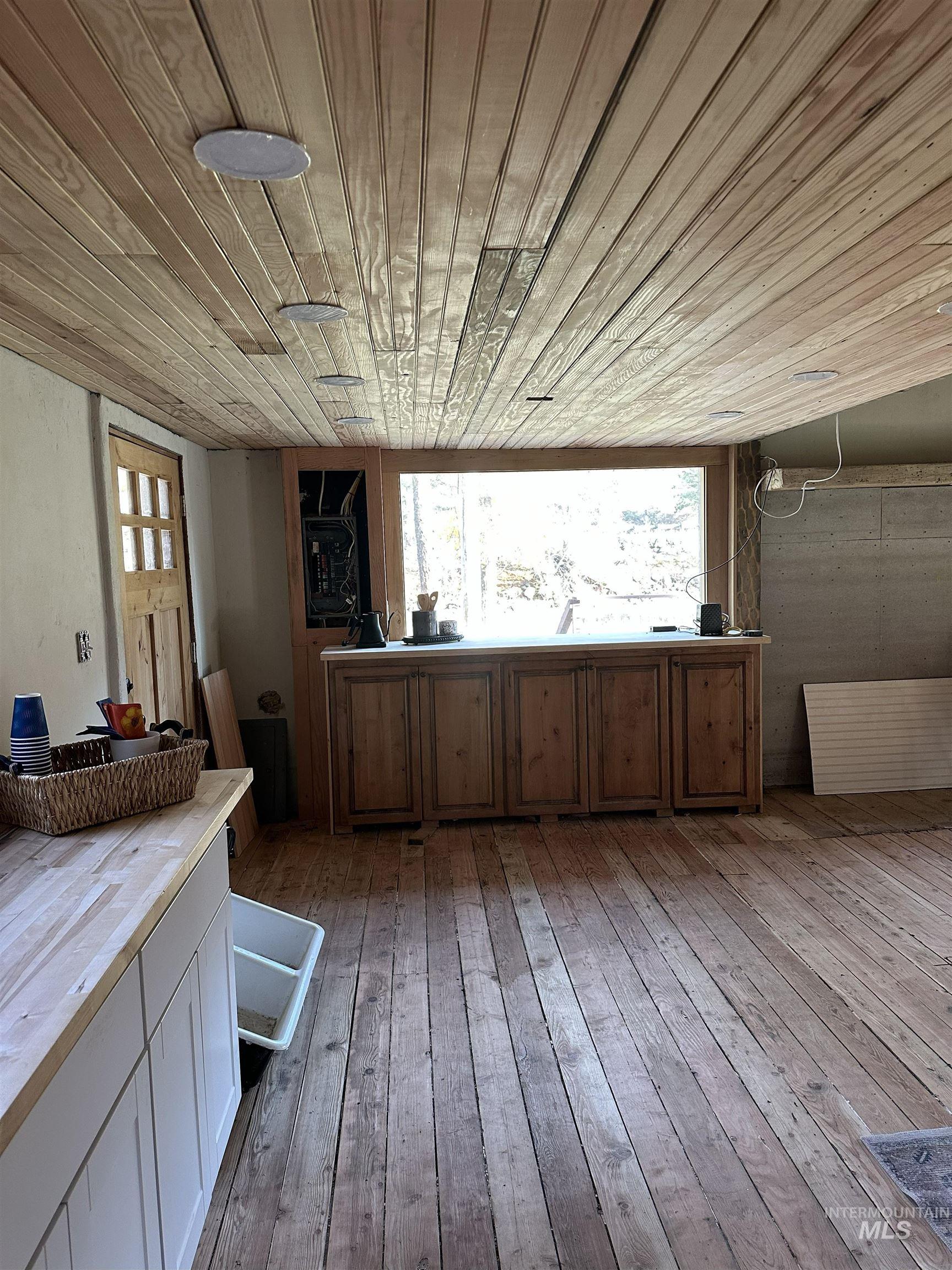 5650 Pines Road, New Meadows, Idaho 83654, 1 Bedroom, 2.5 Bathrooms, Residential For Sale, Price $389,900,MLS 98965293