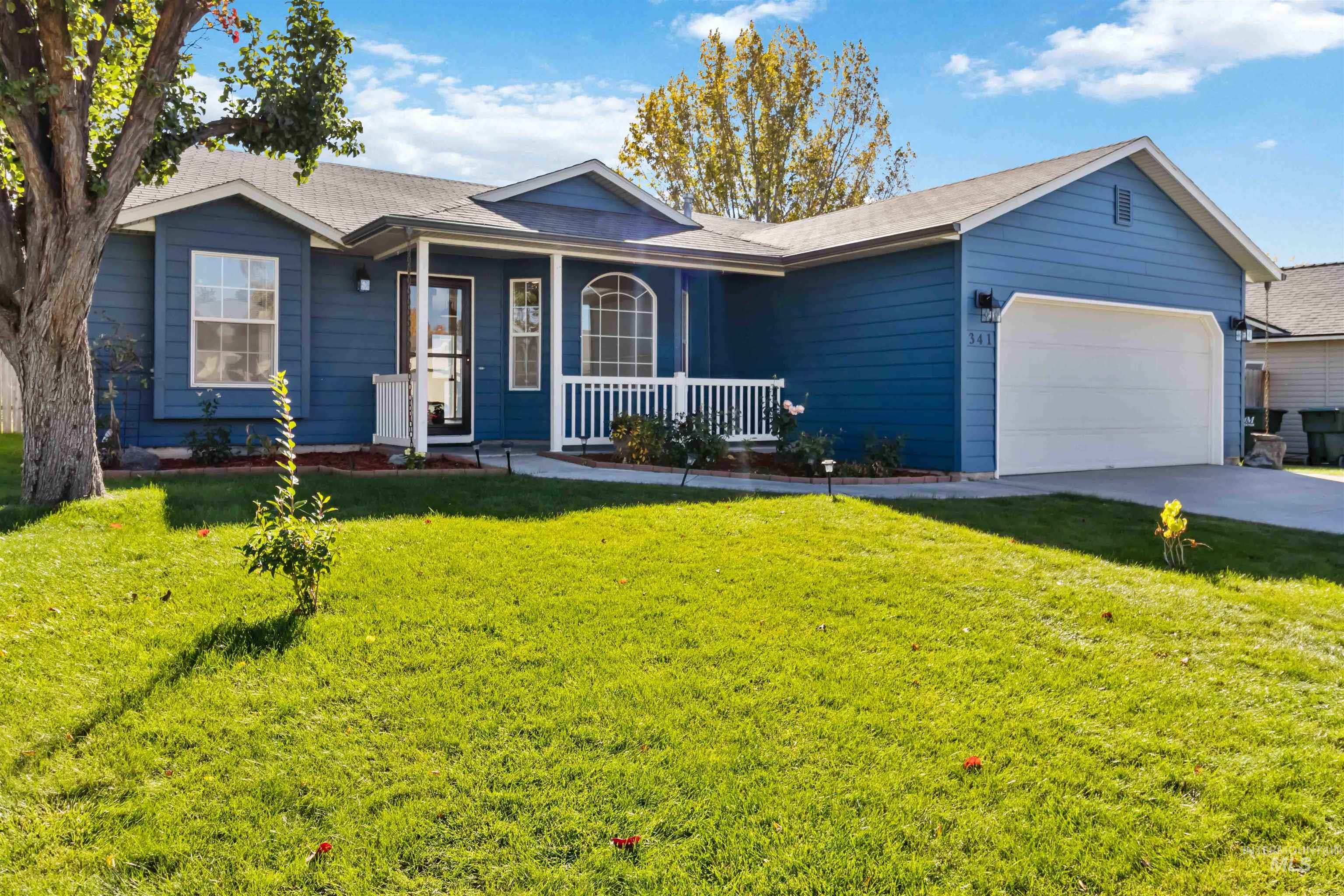 341 E Screech Owl, Kuna, Idaho 83634, 3 Bedrooms, 2 Bathrooms, Residential For Sale, Price $395,000,MLS 98965298