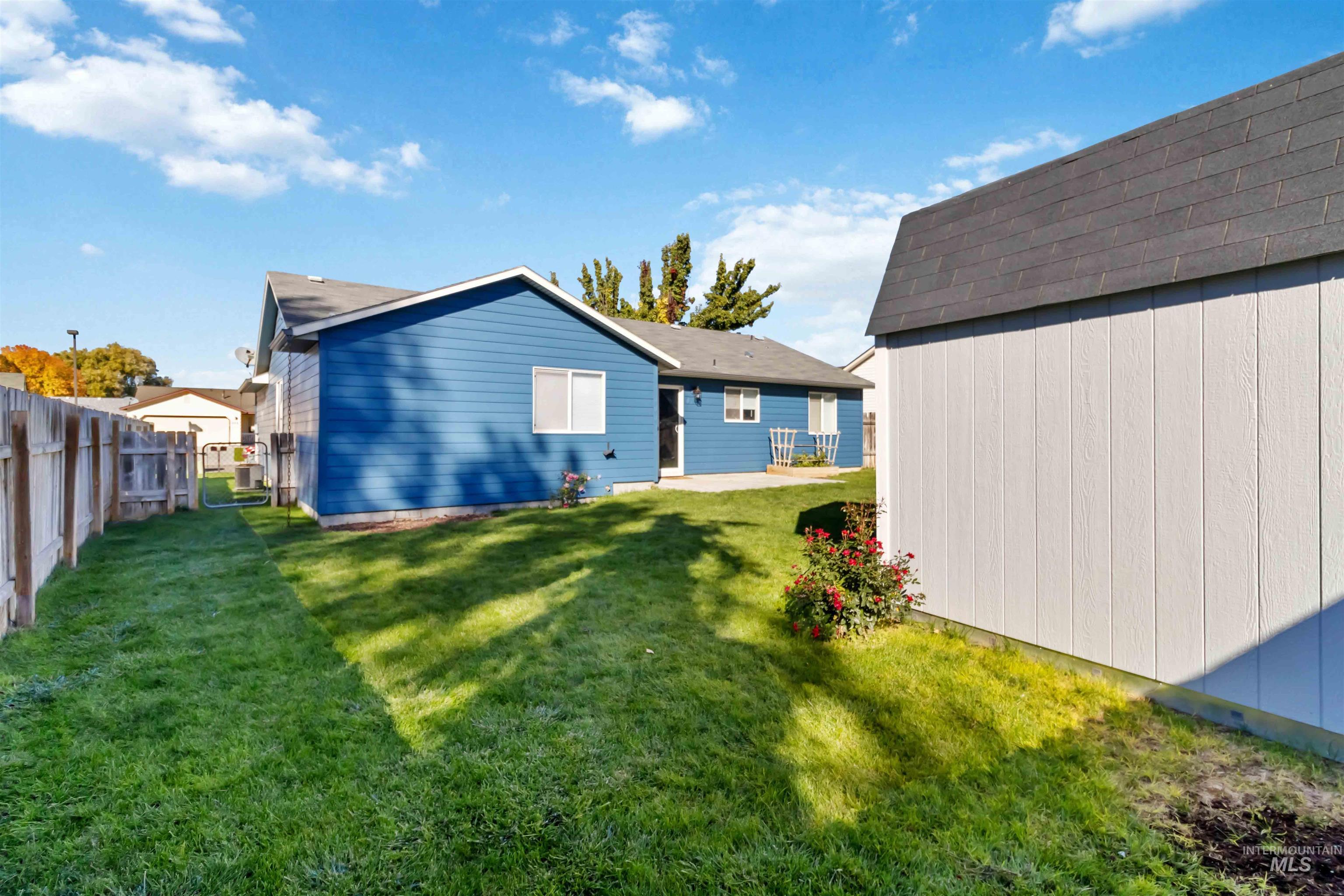 341 E Screech Owl, Kuna, Idaho 83634, 3 Bedrooms, 2 Bathrooms, Residential For Sale, Price $395,000,MLS 98965298