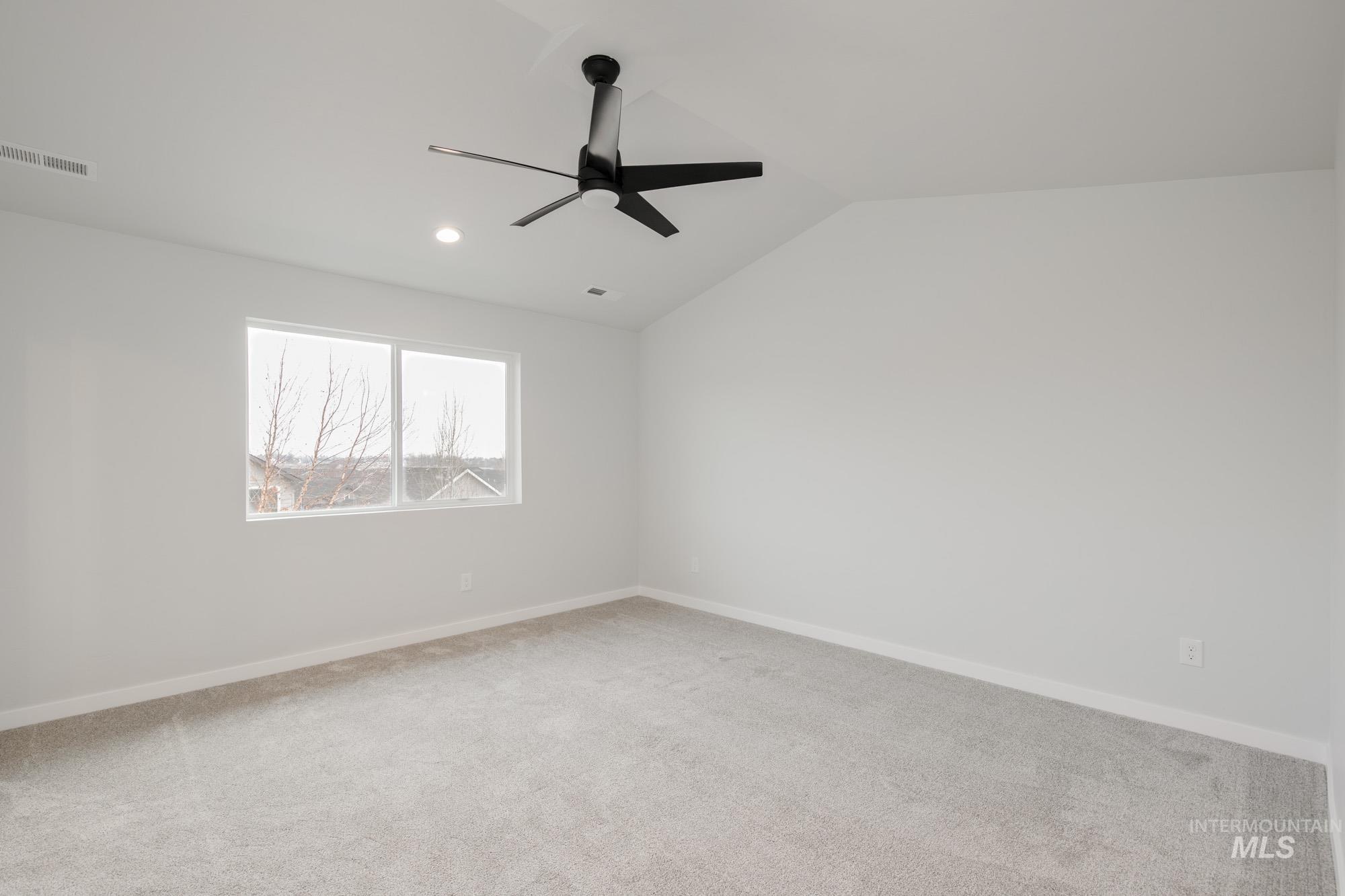 3218 N Waterbrook Way, Star, Idaho 83669, 5 Bedrooms, 2.5 Bathrooms, Residential For Sale, Price $519,990,MLS 98965328