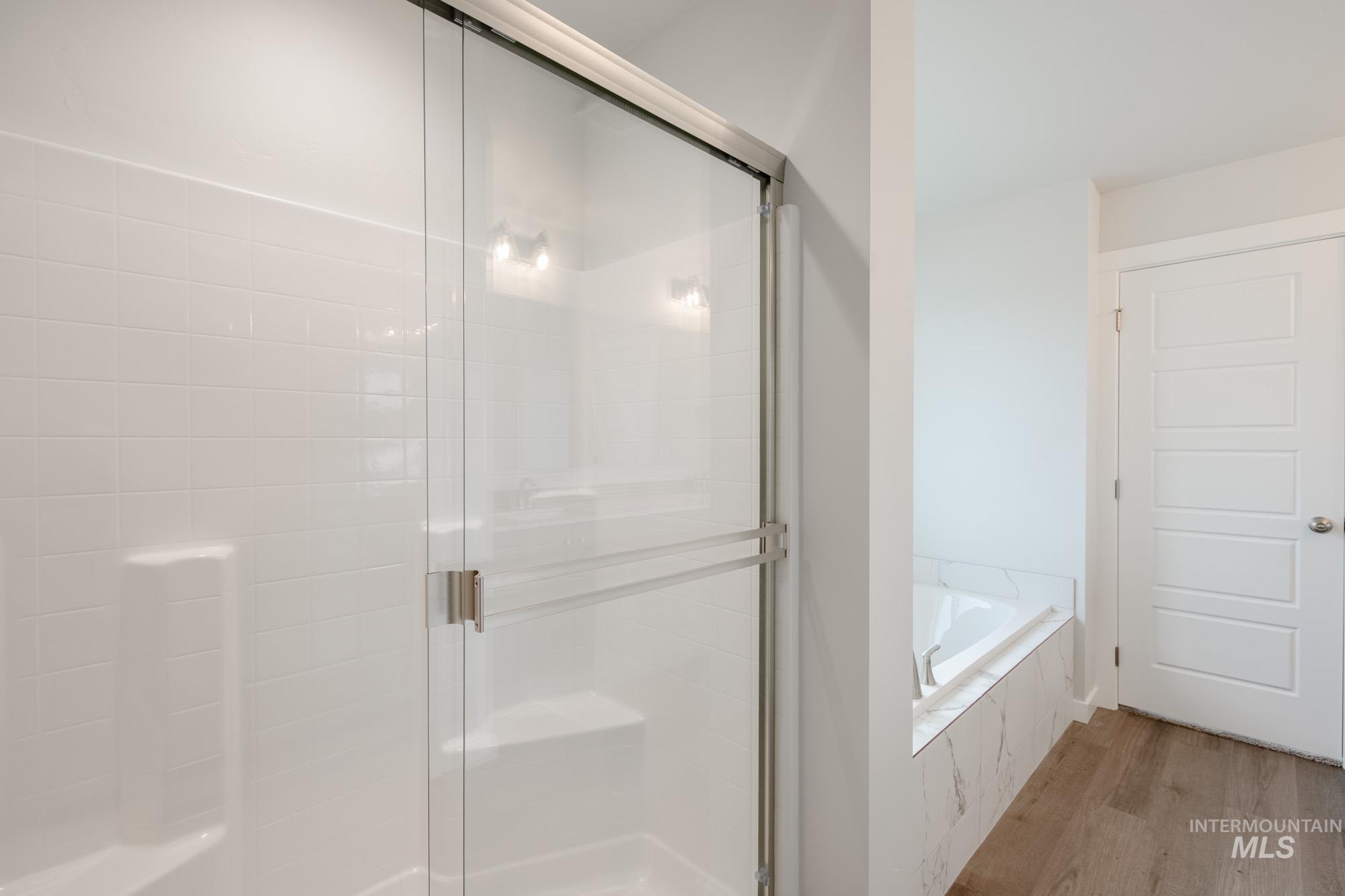 3218 N Waterbrook Way, Star, Idaho 83669, 5 Bedrooms, 2.5 Bathrooms, Residential For Sale, Price $519,990,MLS 98965328