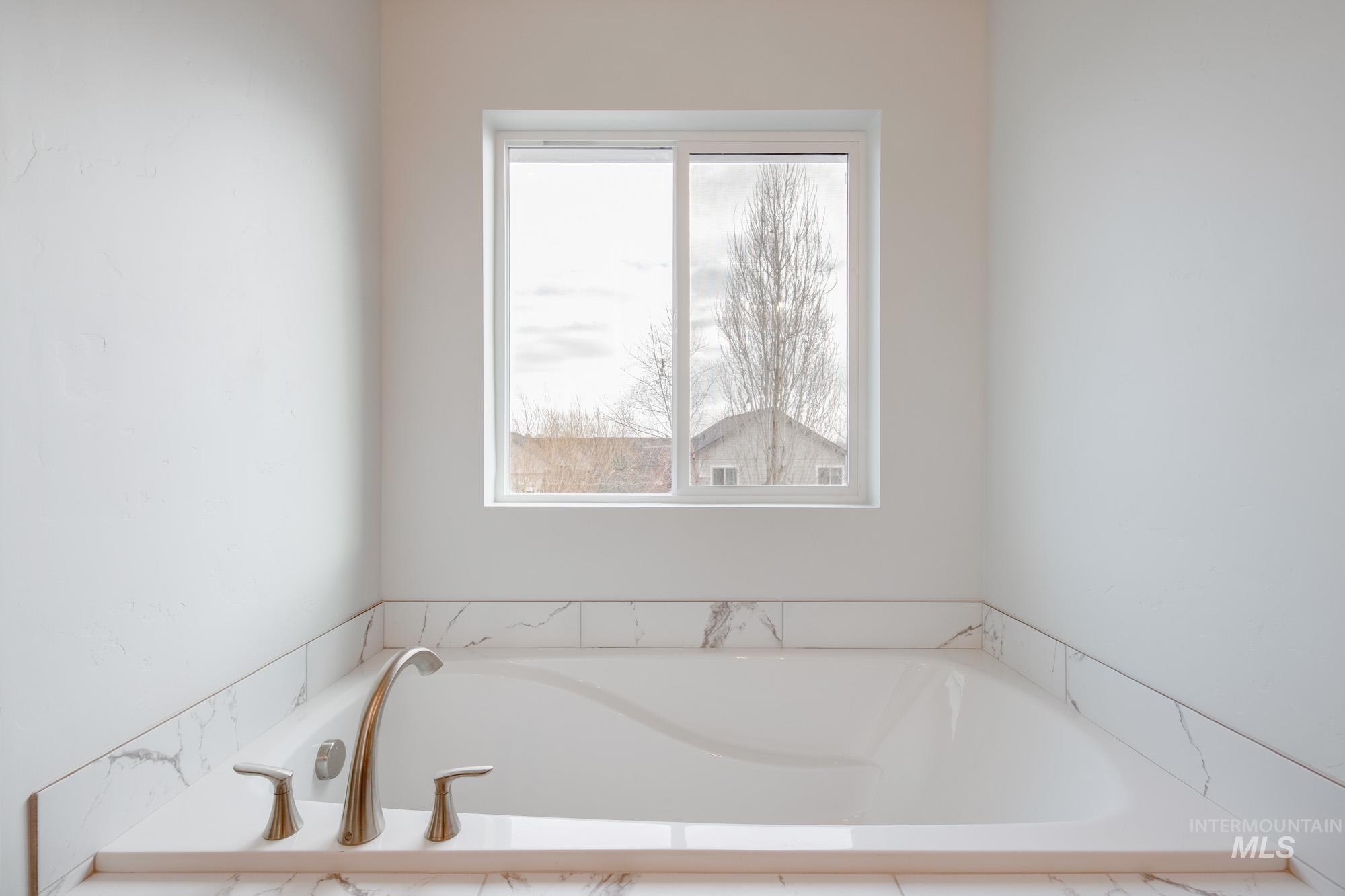 3218 N Waterbrook Way, Star, Idaho 83669, 5 Bedrooms, 2.5 Bathrooms, Residential For Sale, Price $519,990,MLS 98965328