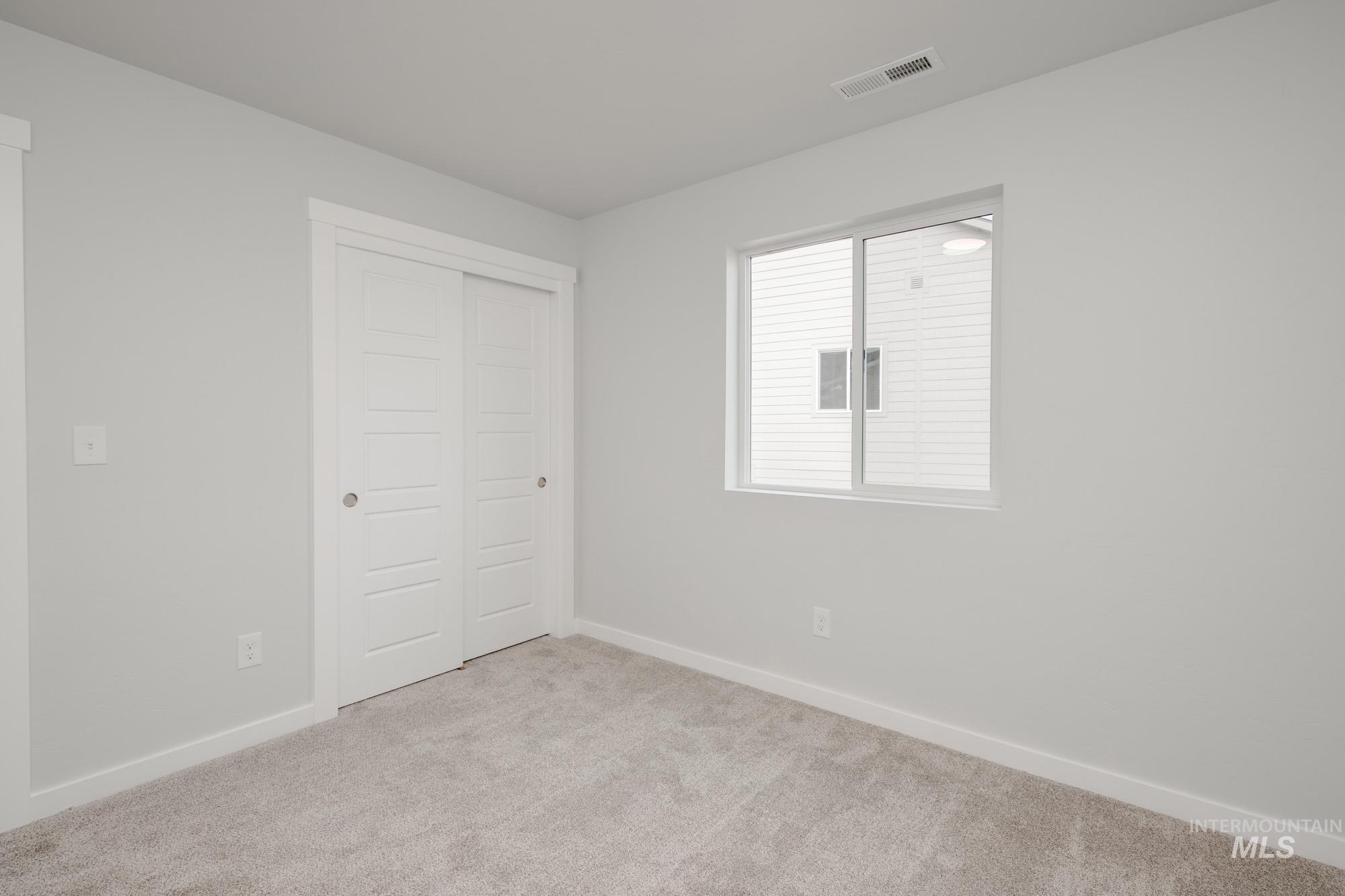 3218 N Waterbrook Way, Star, Idaho 83669, 5 Bedrooms, 2.5 Bathrooms, Residential For Sale, Price $519,990,MLS 98965328