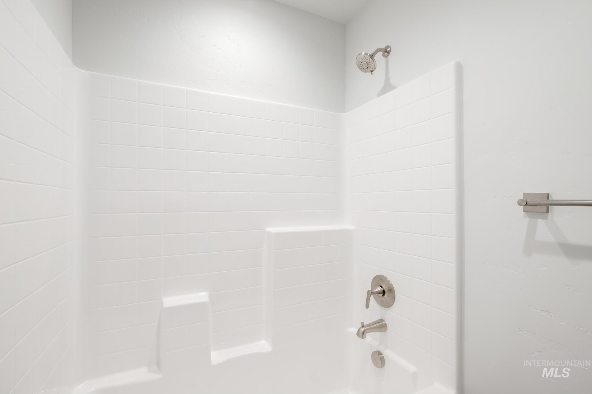 3218 N Waterbrook Way, Star, Idaho 83669, 5 Bedrooms, 2.5 Bathrooms, Residential For Sale, Price $519,990,MLS 98965328