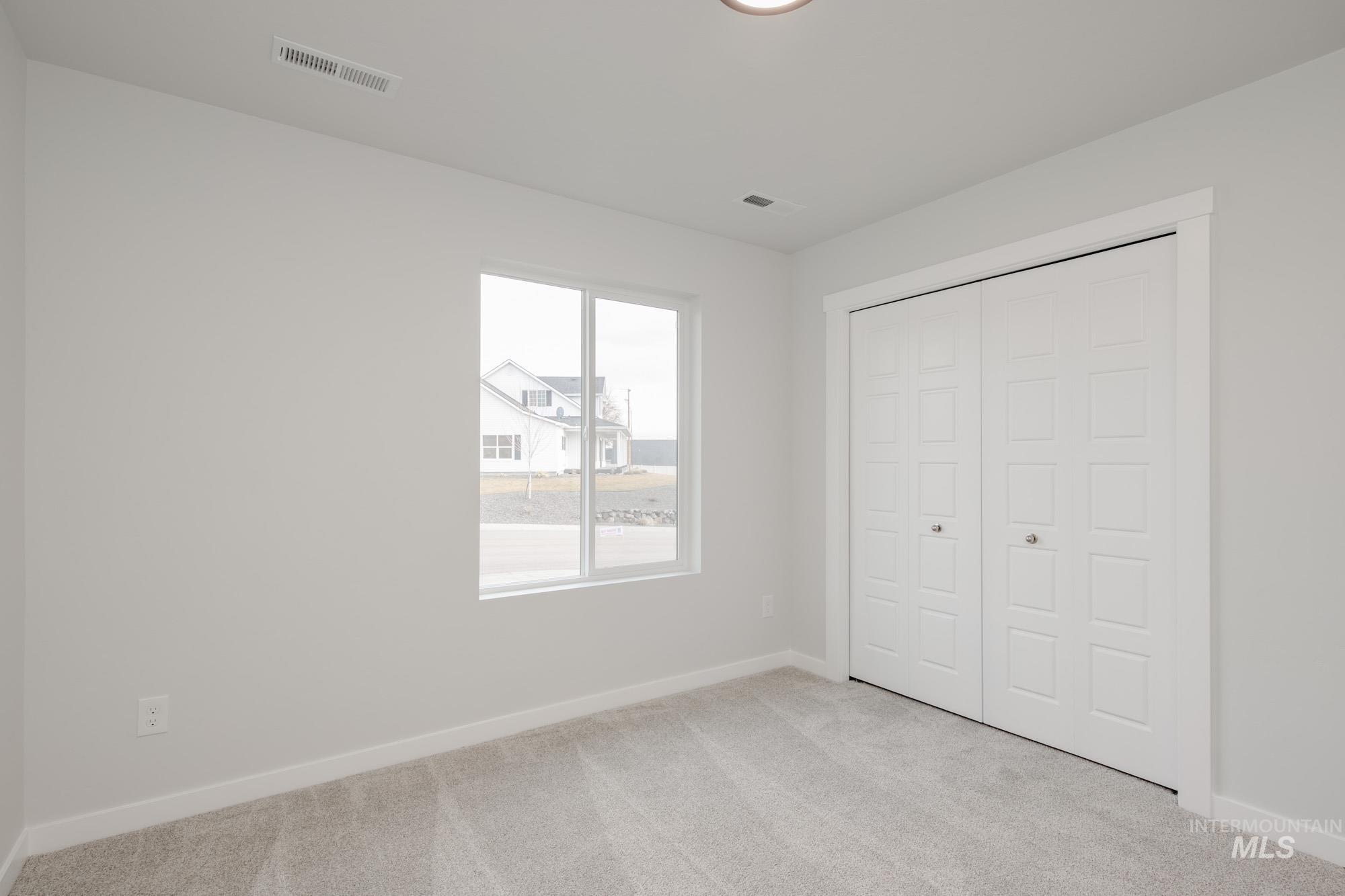 3281 N Waterbrook Way, Star, Idaho 83669, 4 Bedrooms, 2 Bathrooms, Residential For Sale, Price $452,990,MLS 98965330