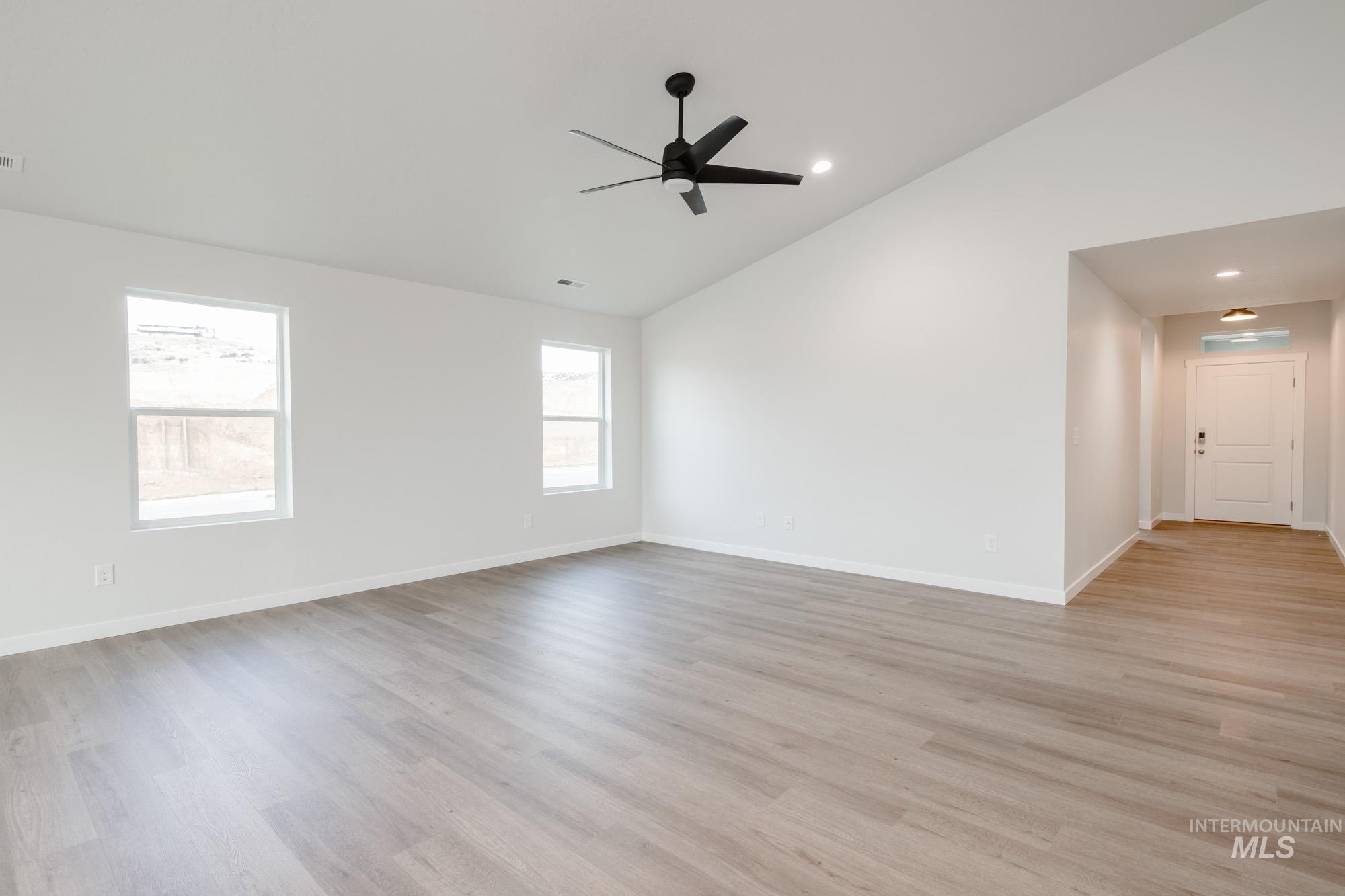 3281 N Waterbrook Way, Star, Idaho 83669, 4 Bedrooms, 2 Bathrooms, Residential For Sale, Price $452,990,MLS 98965330