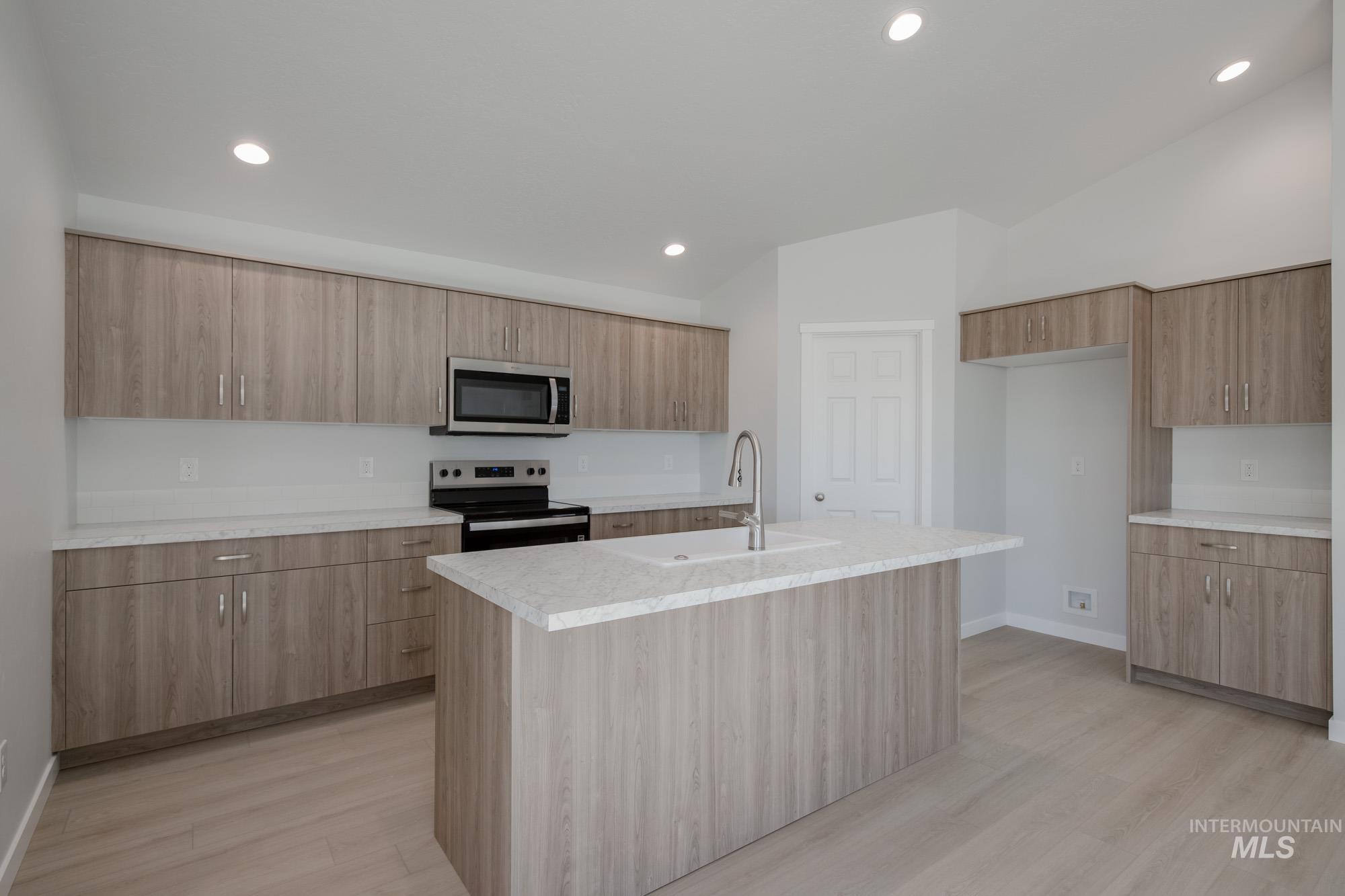 7349 S Menzingers Ave, Meridian, Idaho 83642, 4 Bedrooms, 2 Bathrooms, Residential For Sale, Price $464,990,MLS 98965334