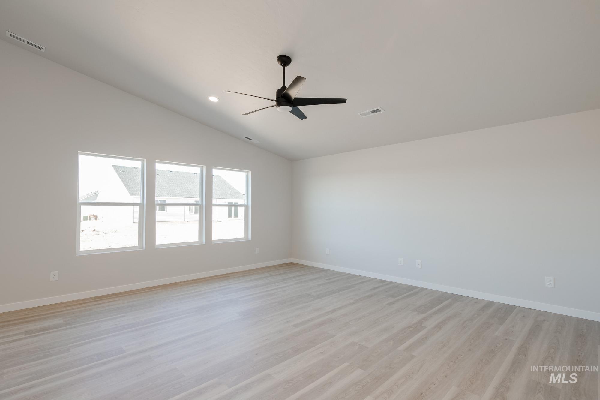 7365 S Menzingers Ave, Meridian, Idaho 83642, 4 Bedrooms, 2 Bathrooms, Residential For Sale, Price $449,990,MLS 98965335