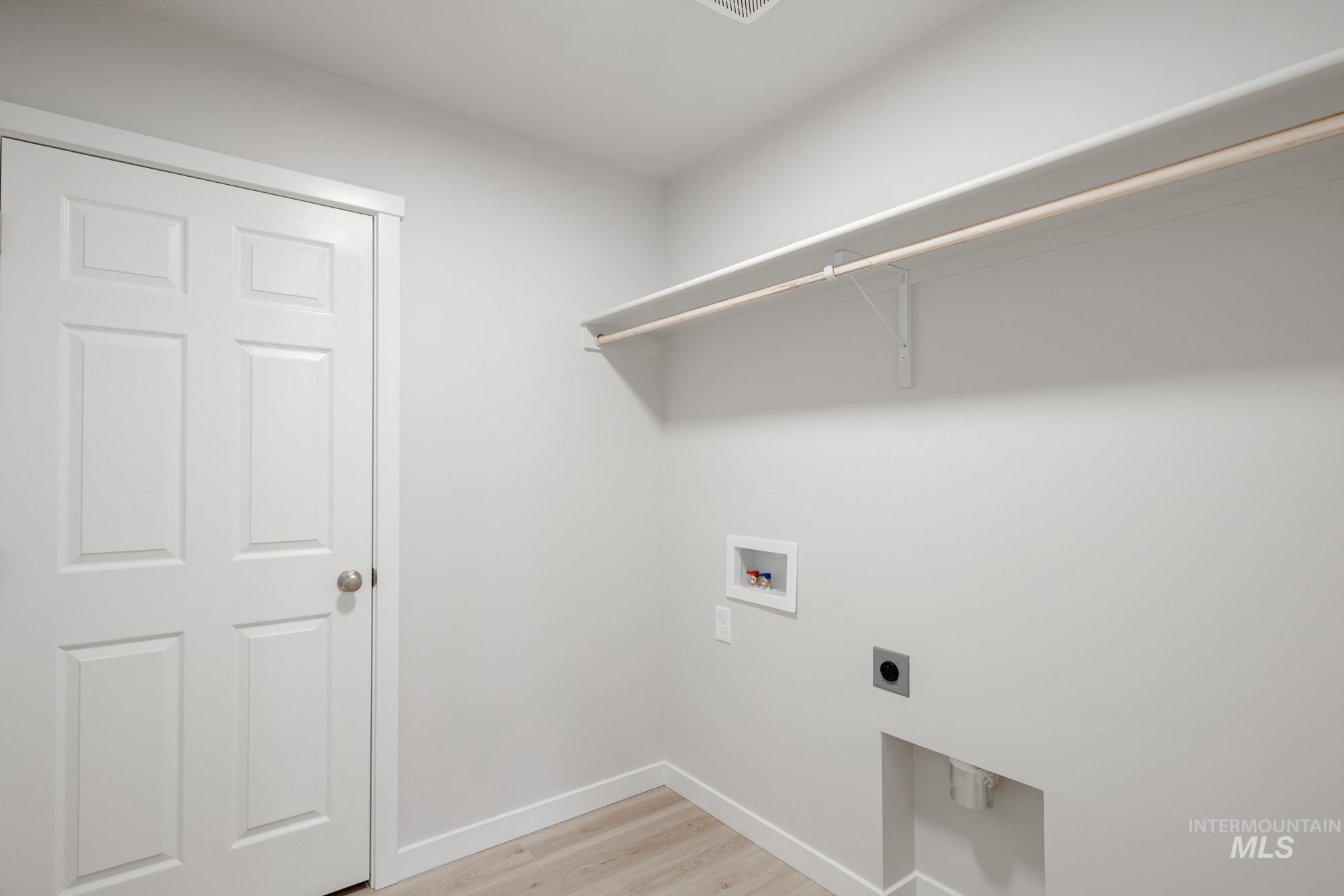 7365 S Menzingers Ave, Meridian, Idaho 83642, 4 Bedrooms, 2 Bathrooms, Residential For Sale, Price $449,990,MLS 98965335