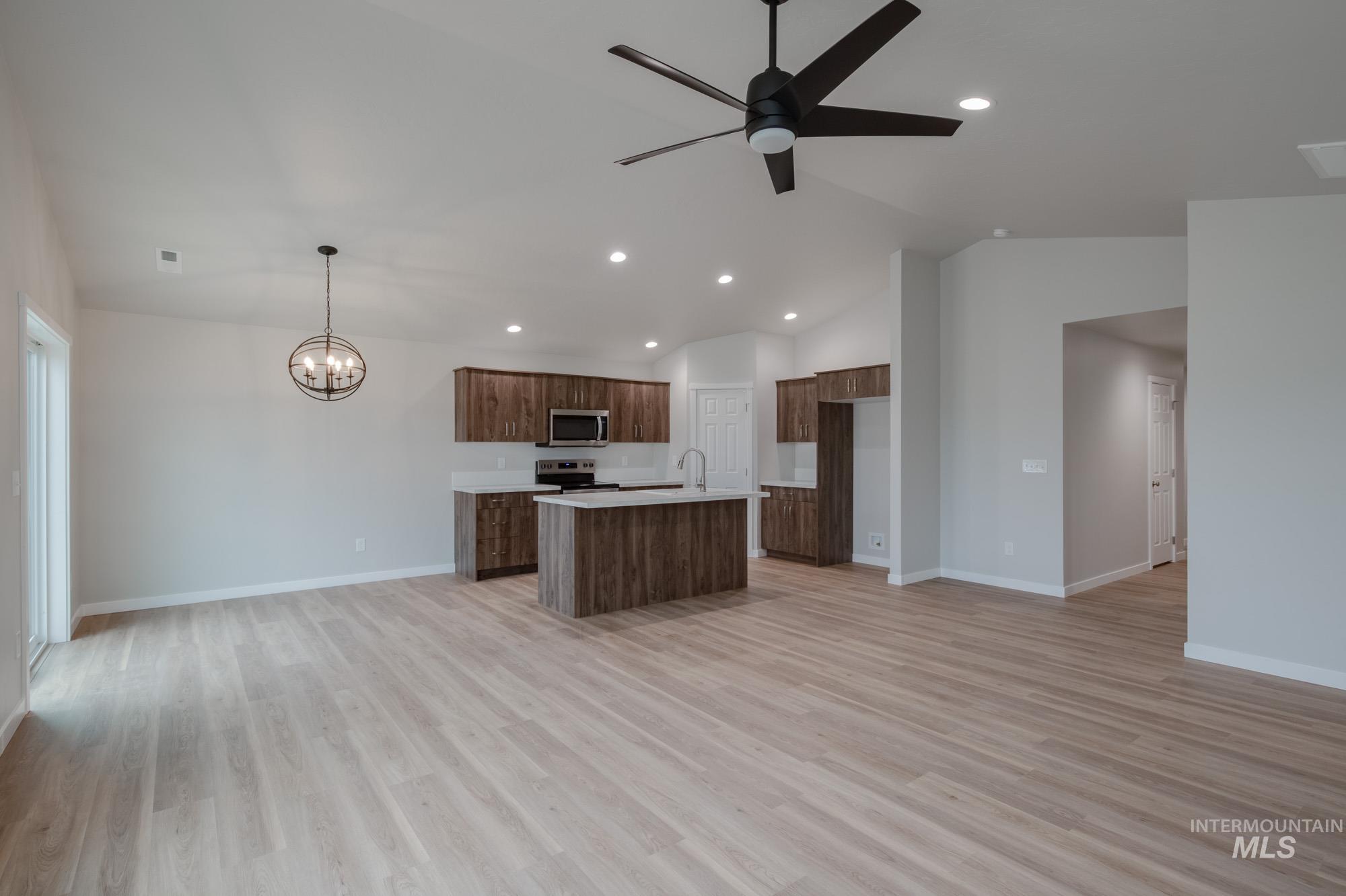 2558 W Fallon Lp, Nampa, Idaho 83651, 3 Bedrooms, 2 Bathrooms, Residential For Sale, Price $424,990,MLS 98965339