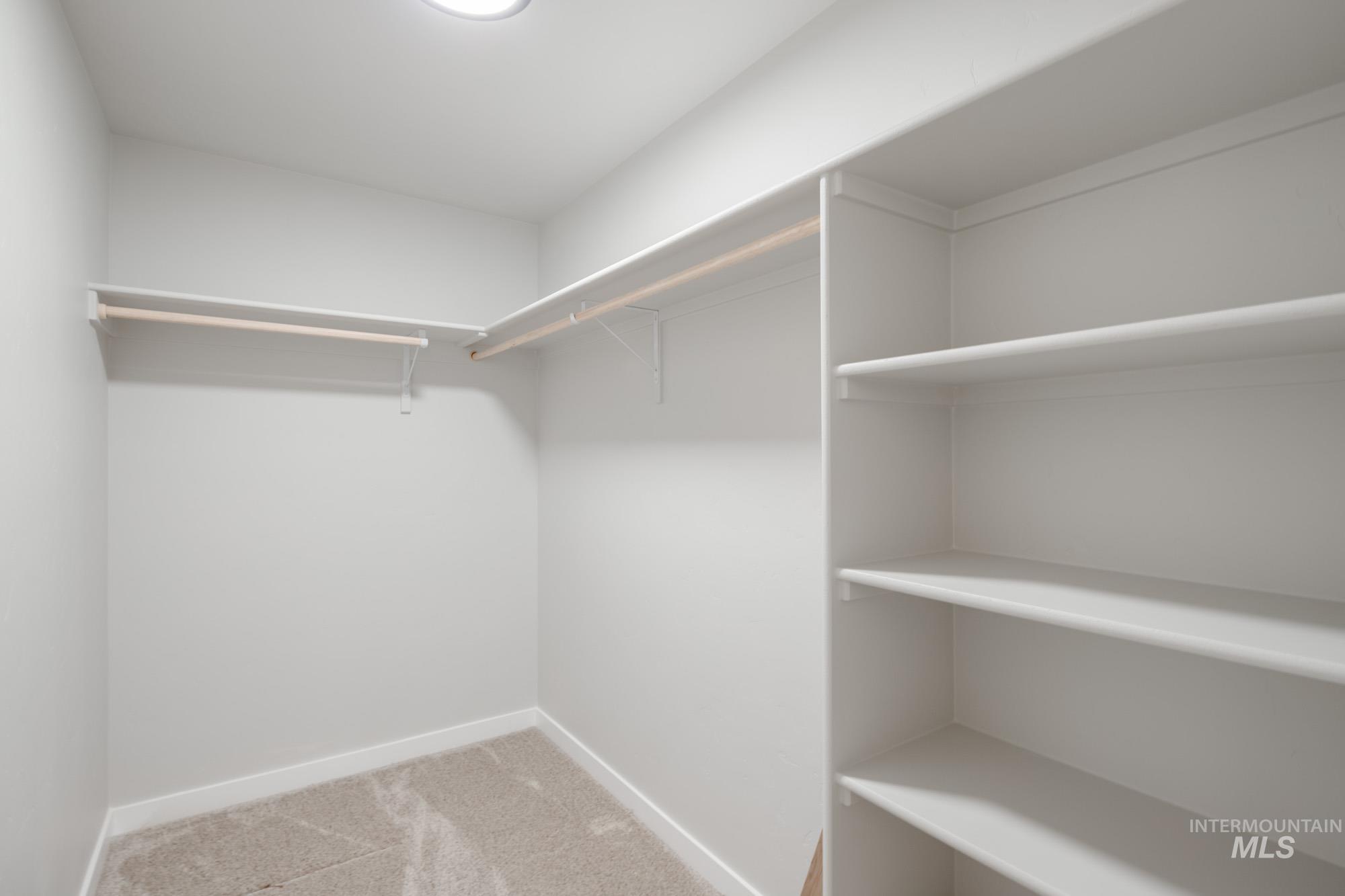 2558 W Fallon Lp, Nampa, Idaho 83651, 3 Bedrooms, 2 Bathrooms, Residential For Sale, Price $424,990,MLS 98965339