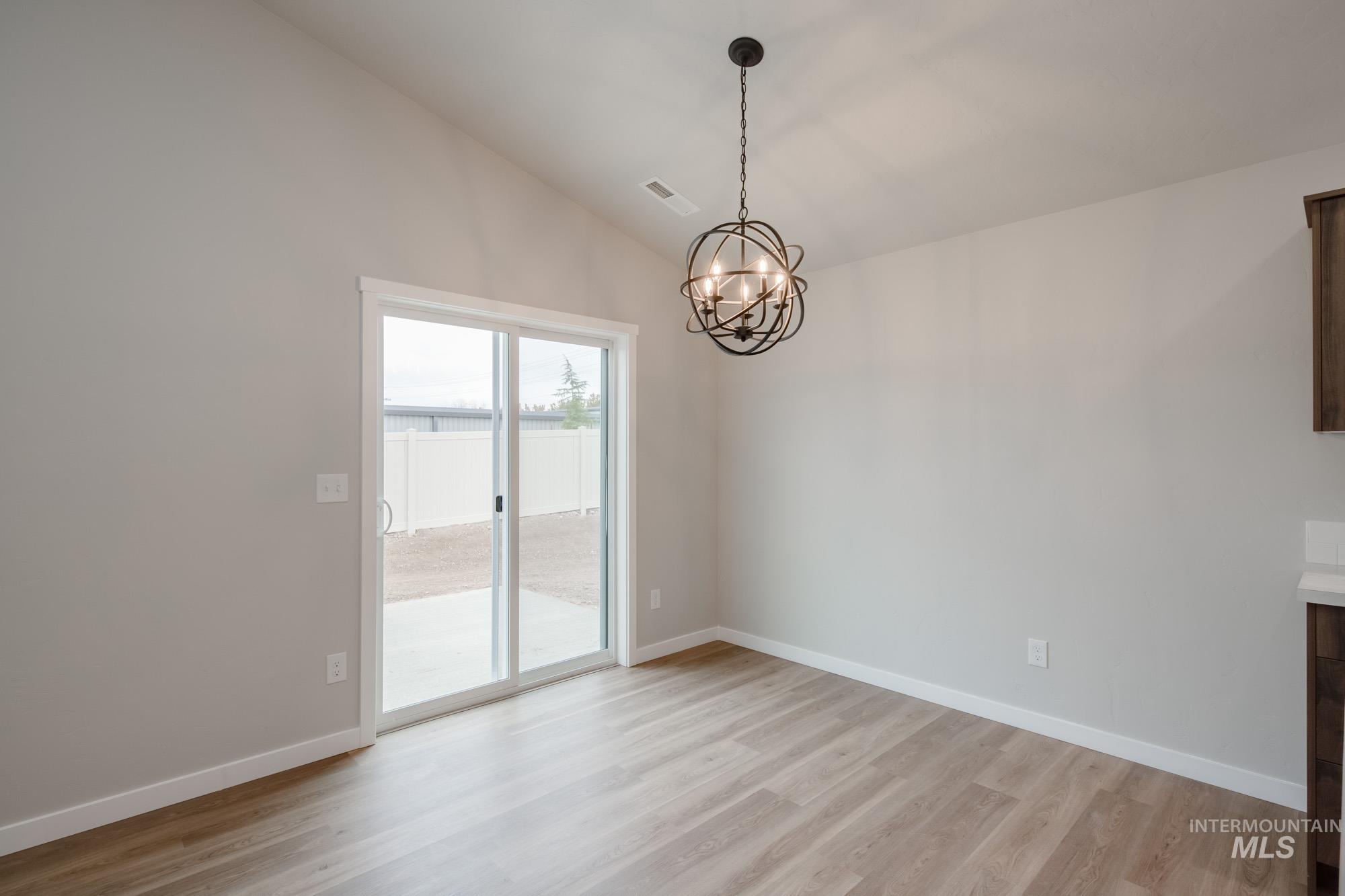 2558 W Fallon Lp, Nampa, Idaho 83651, 3 Bedrooms, 2 Bathrooms, Residential For Sale, Price $424,990,MLS 98965339