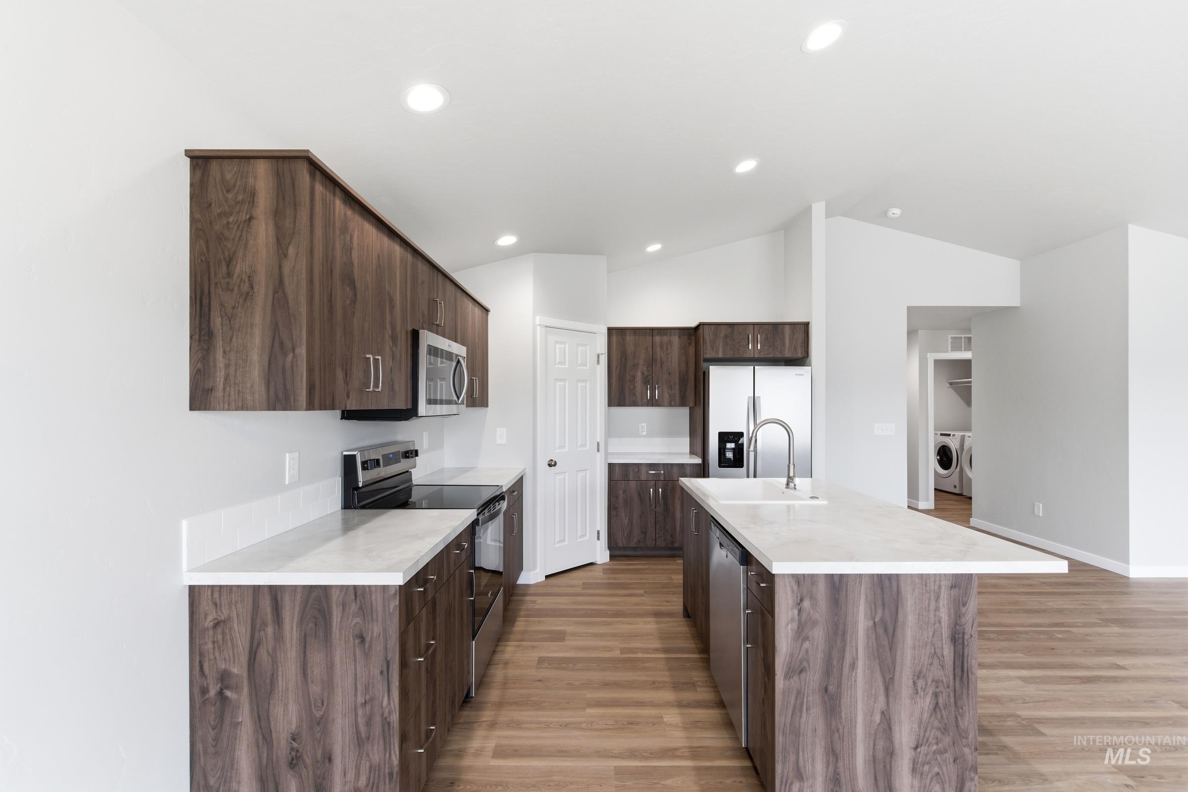 2558 W Fallon Lp, Nampa, Idaho 83651, 3 Bedrooms, 2 Bathrooms, Residential For Sale, Price $427,990, 98965339