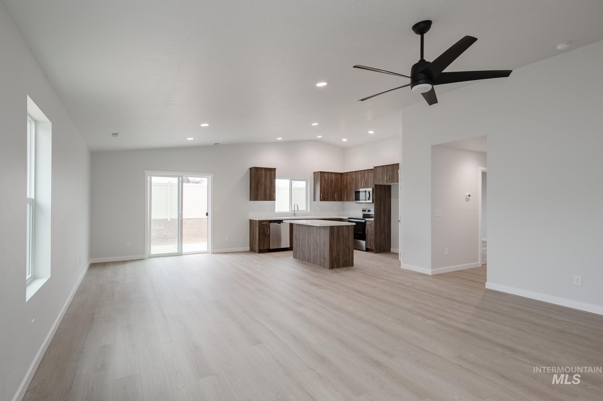 49 S Sweetgrass Ave, Nampa, Idaho 83651, 4 Bedrooms, 2 Bathrooms, Residential For Sale, Price $434,990,MLS 98965340