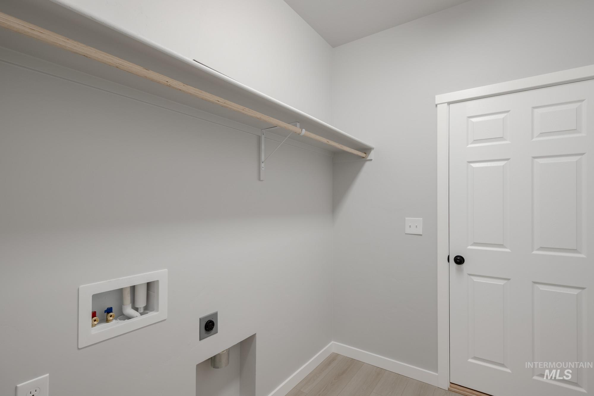 47 S Sweetgrass Ave, Nampa, Idaho 83651, 3 Bedrooms, 2 Bathrooms, Residential For Sale, Price $394,990,MLS 98965341