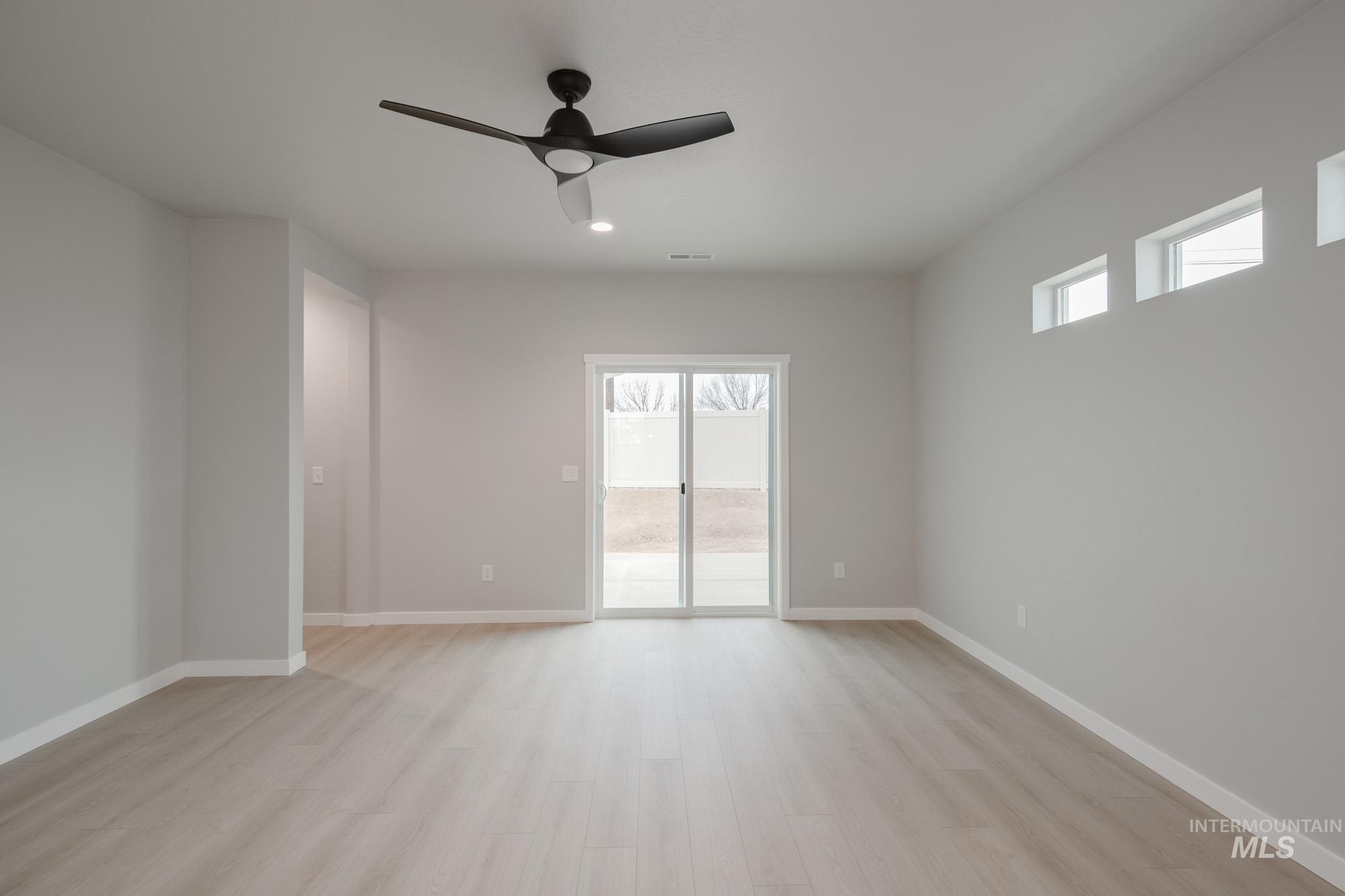 47 S Sweetgrass Ave, Nampa, Idaho 83651, 3 Bedrooms, 2 Bathrooms, Residential For Sale, Price $394,990,MLS 98965341