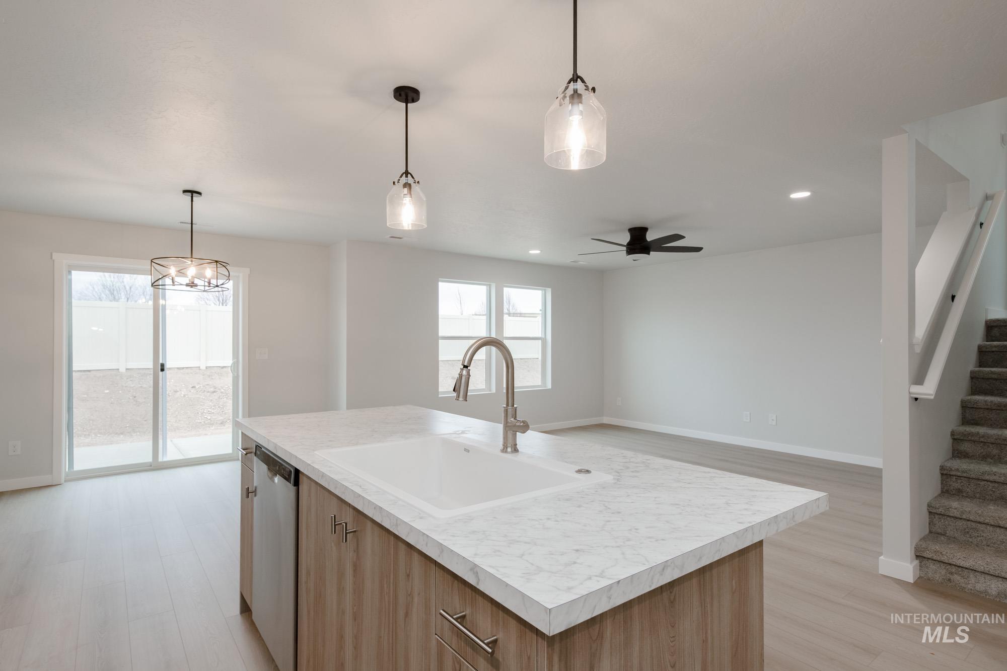 45 S Sweetgrass Ave, Nampa, Idaho 83651, 4 Bedrooms, 2.5 Bathrooms, Residential For Sale, Price $429,990, 98965342