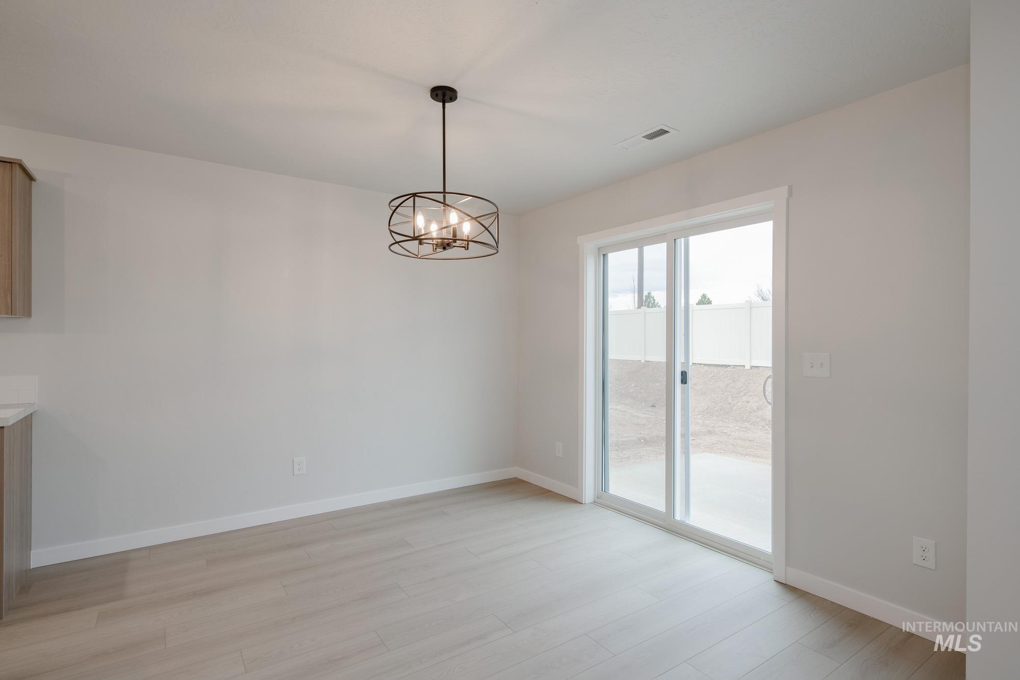 45 S Sweetgrass Ave, Nampa, Idaho 83651, 4 Bedrooms, 2.5 Bathrooms, Residential For Sale, Price $429,990, 98965342