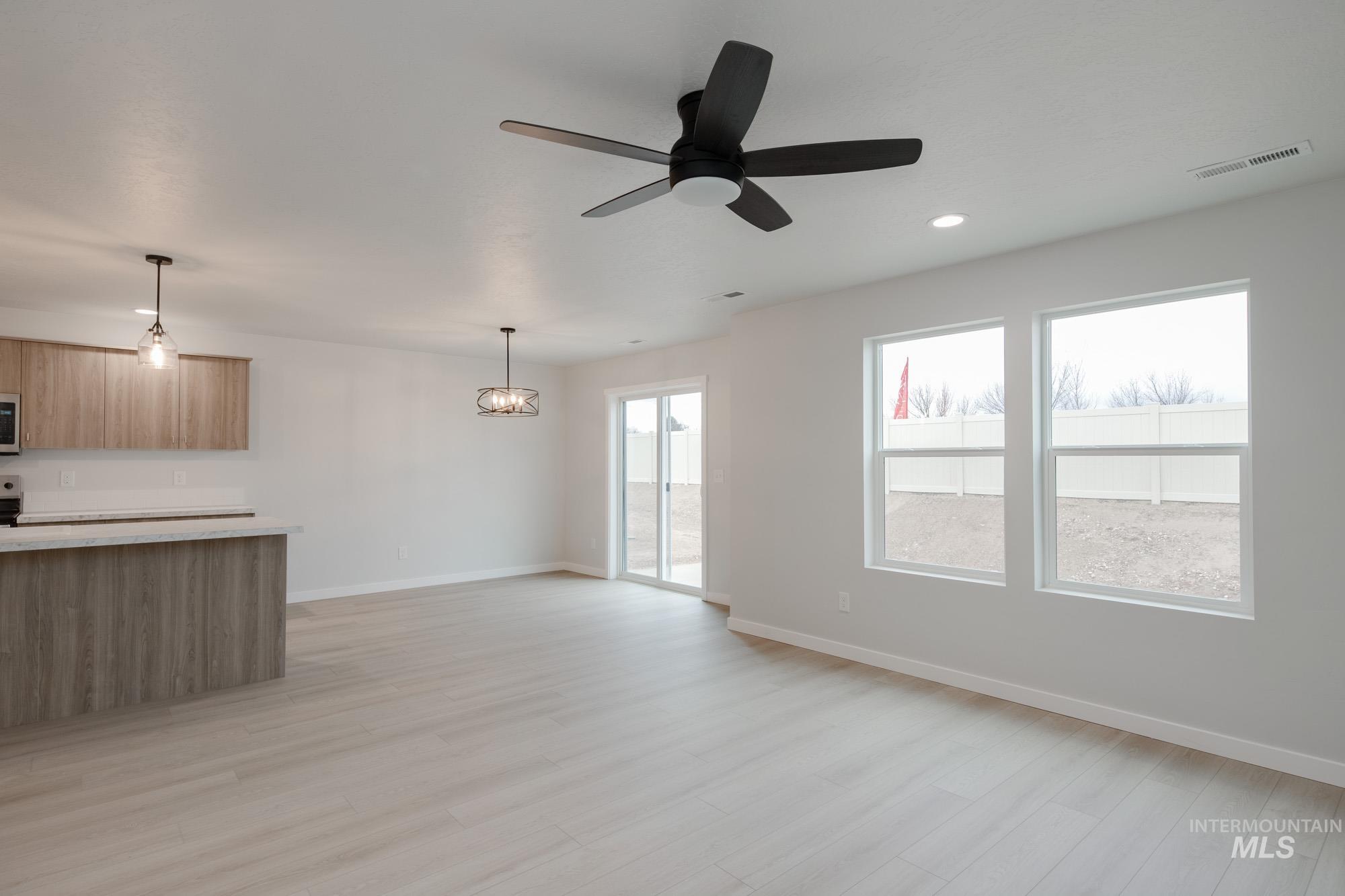 45 S Sweetgrass Ave, Nampa, Idaho 83651, 4 Bedrooms, 2.5 Bathrooms, Residential For Sale, Price $429,990, 98965342