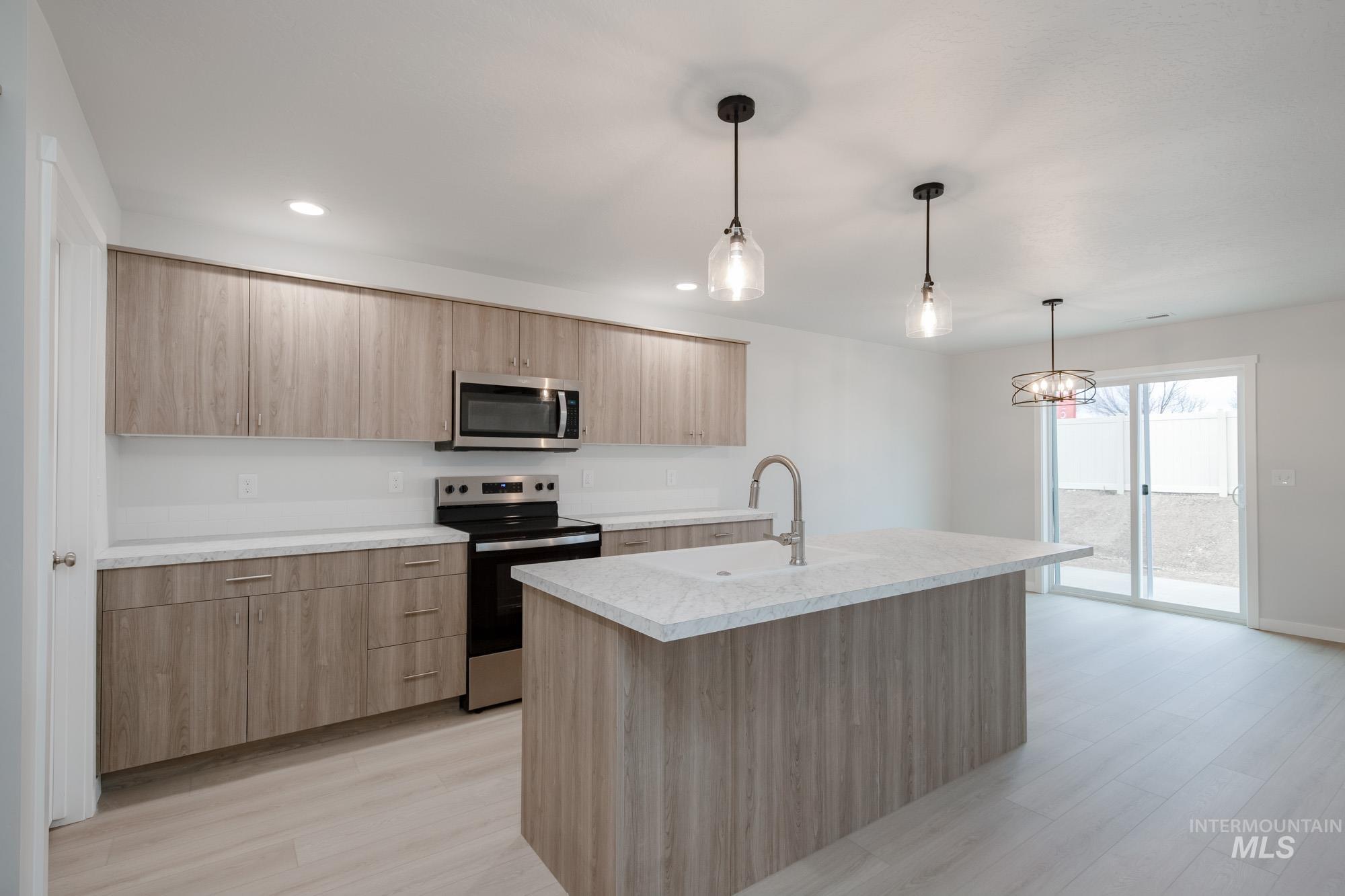 45 S Sweetgrass Ave, Nampa, Idaho 83651, 4 Bedrooms, 2.5 Bathrooms, Residential For Sale, Price $429,990, 98965342