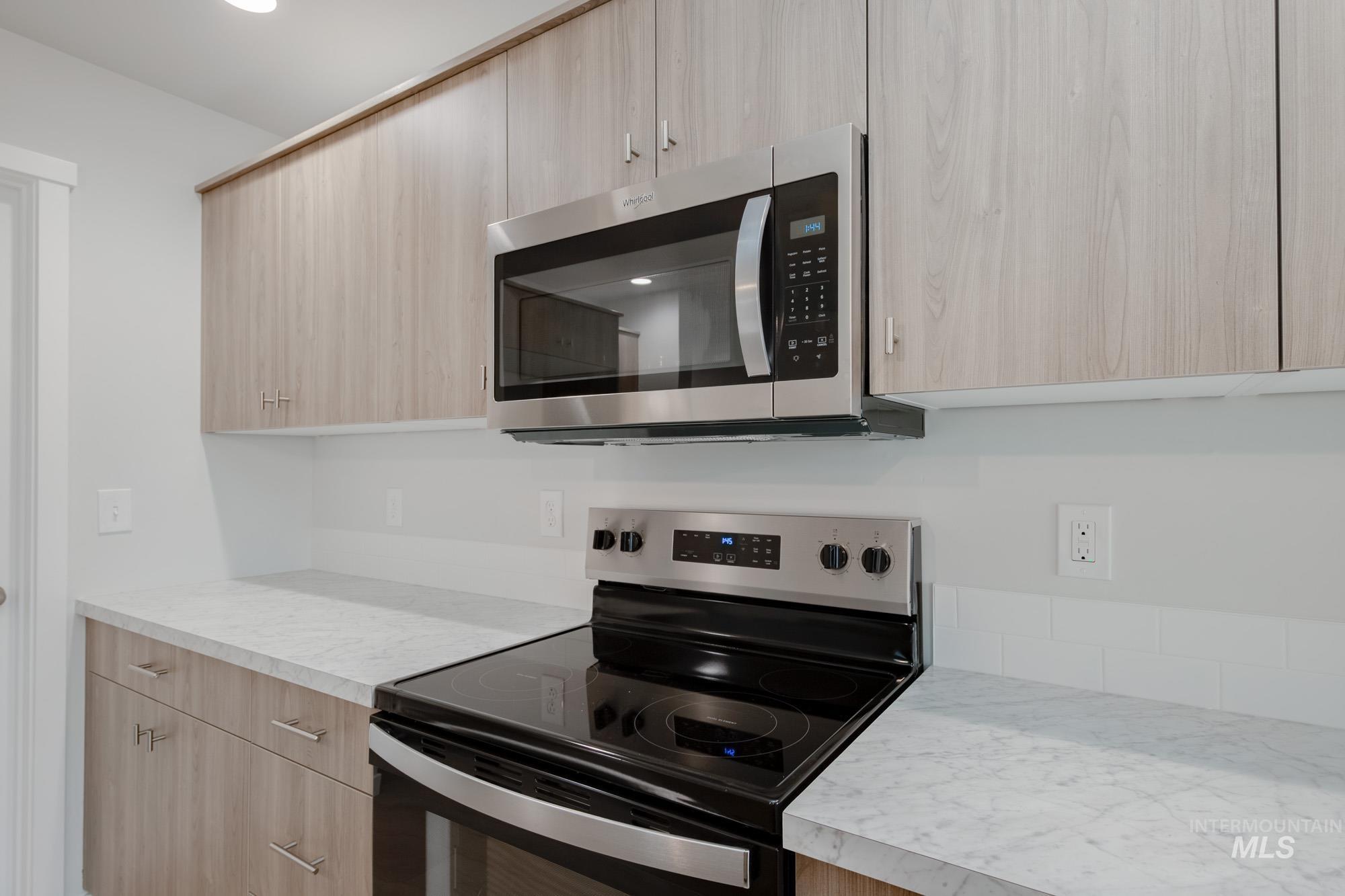 45 S Sweetgrass Ave, Nampa, Idaho 83651, 4 Bedrooms, 2.5 Bathrooms, Residential For Sale, Price $429,990, 98965342