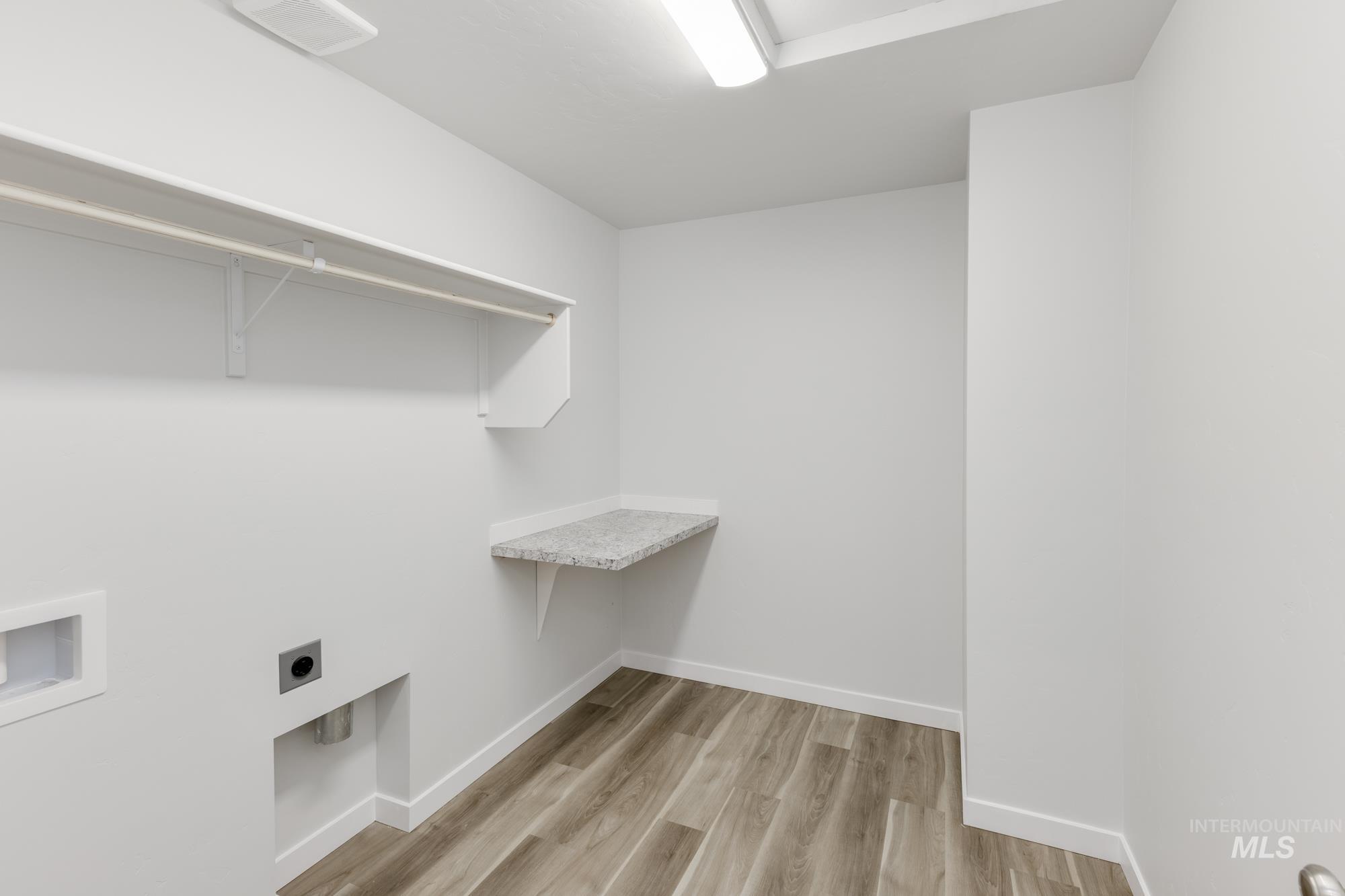 43 S Lancaster Pl, Nampa, Idaho 83651, 4 Bedrooms, 2 Bathrooms, Residential For Sale, Price $459,990,MLS 98965343