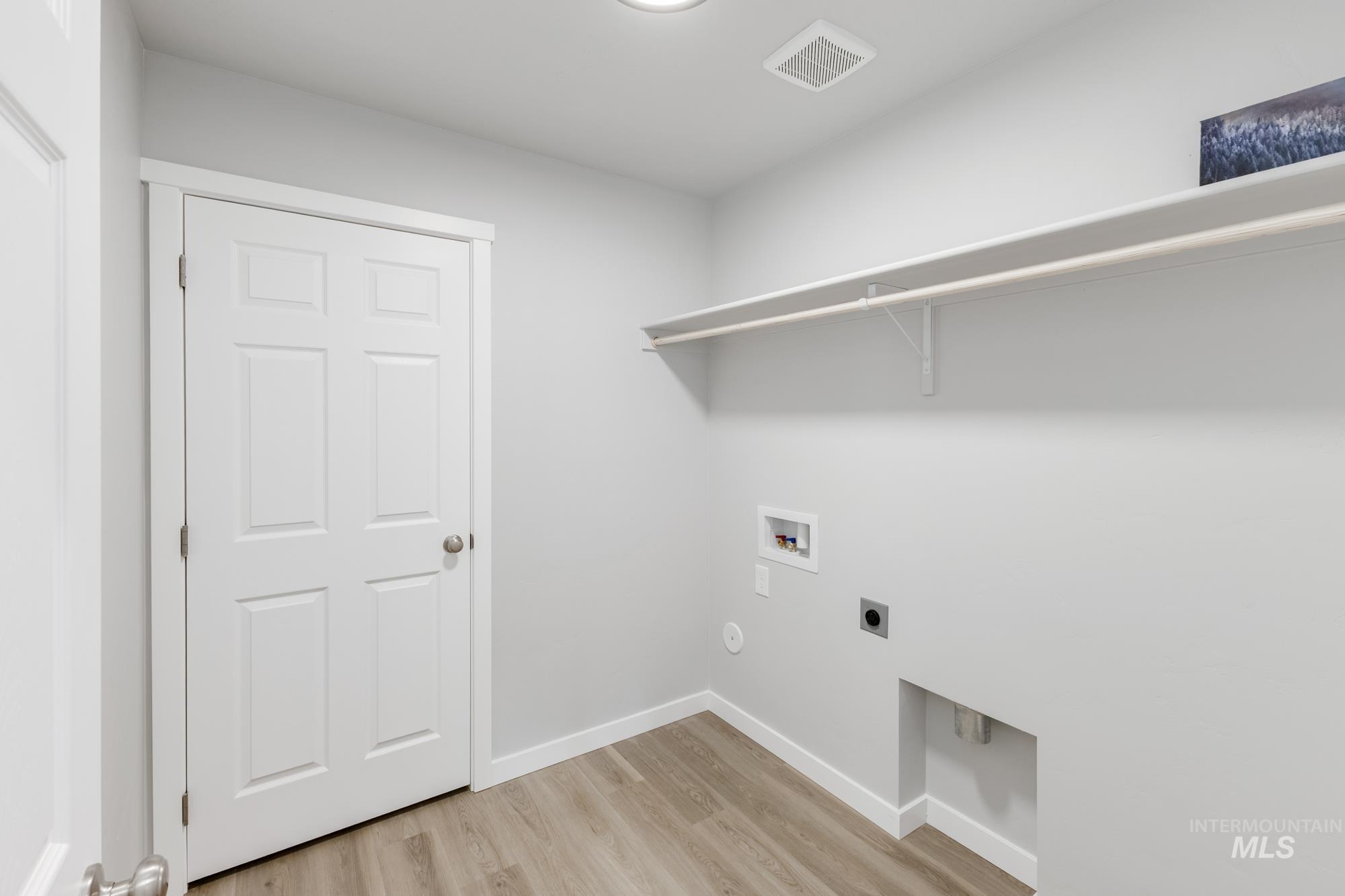 39 S Lancaster Pl, Nampa, Idaho 83651, 4 Bedrooms, 2 Bathrooms, Residential For Sale, Price $444,990,MLS 98965346