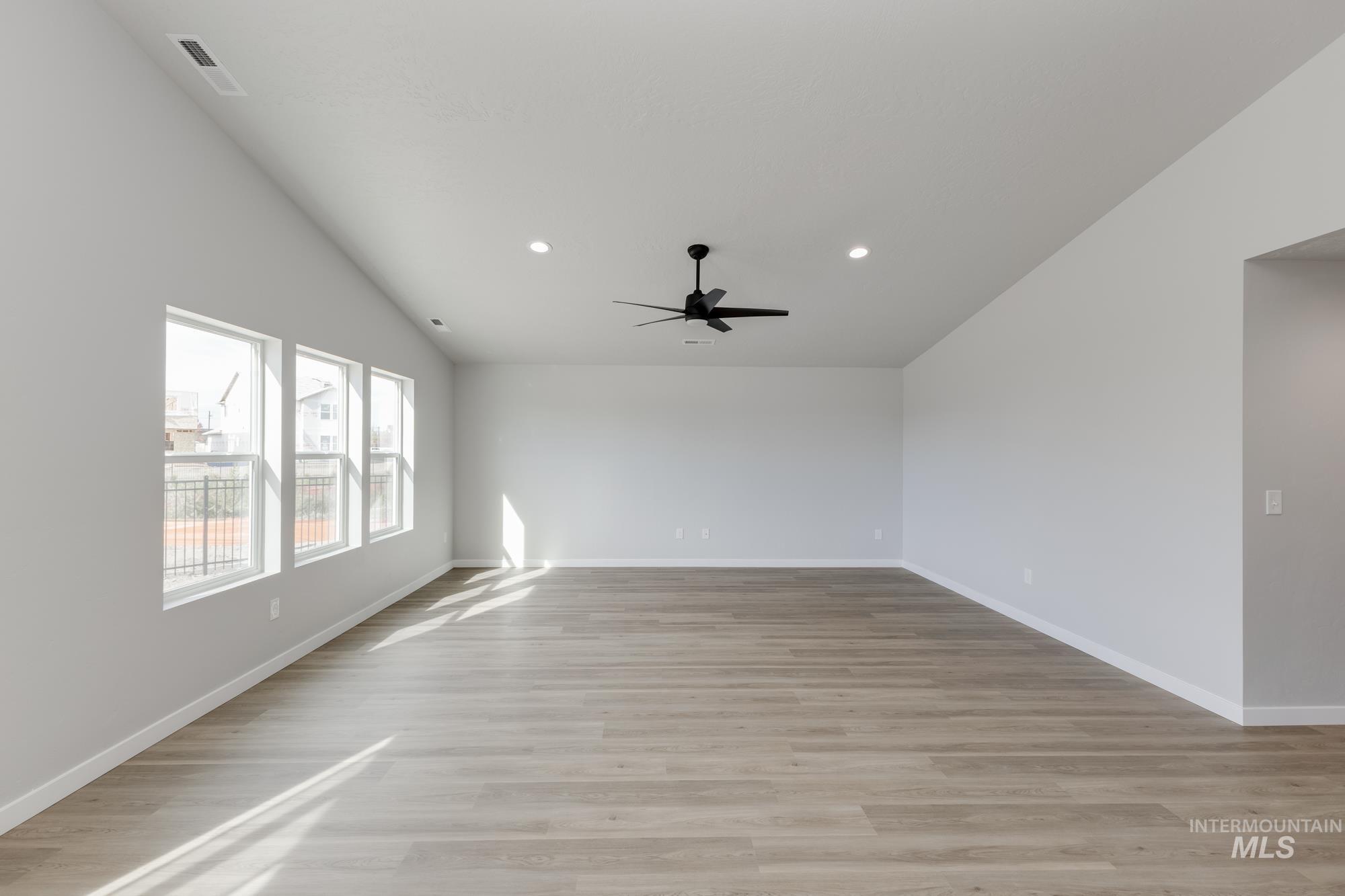 39 S Lancaster Pl, Nampa, Idaho 83651, 4 Bedrooms, 2 Bathrooms, Residential For Sale, Price $444,990,MLS 98965346