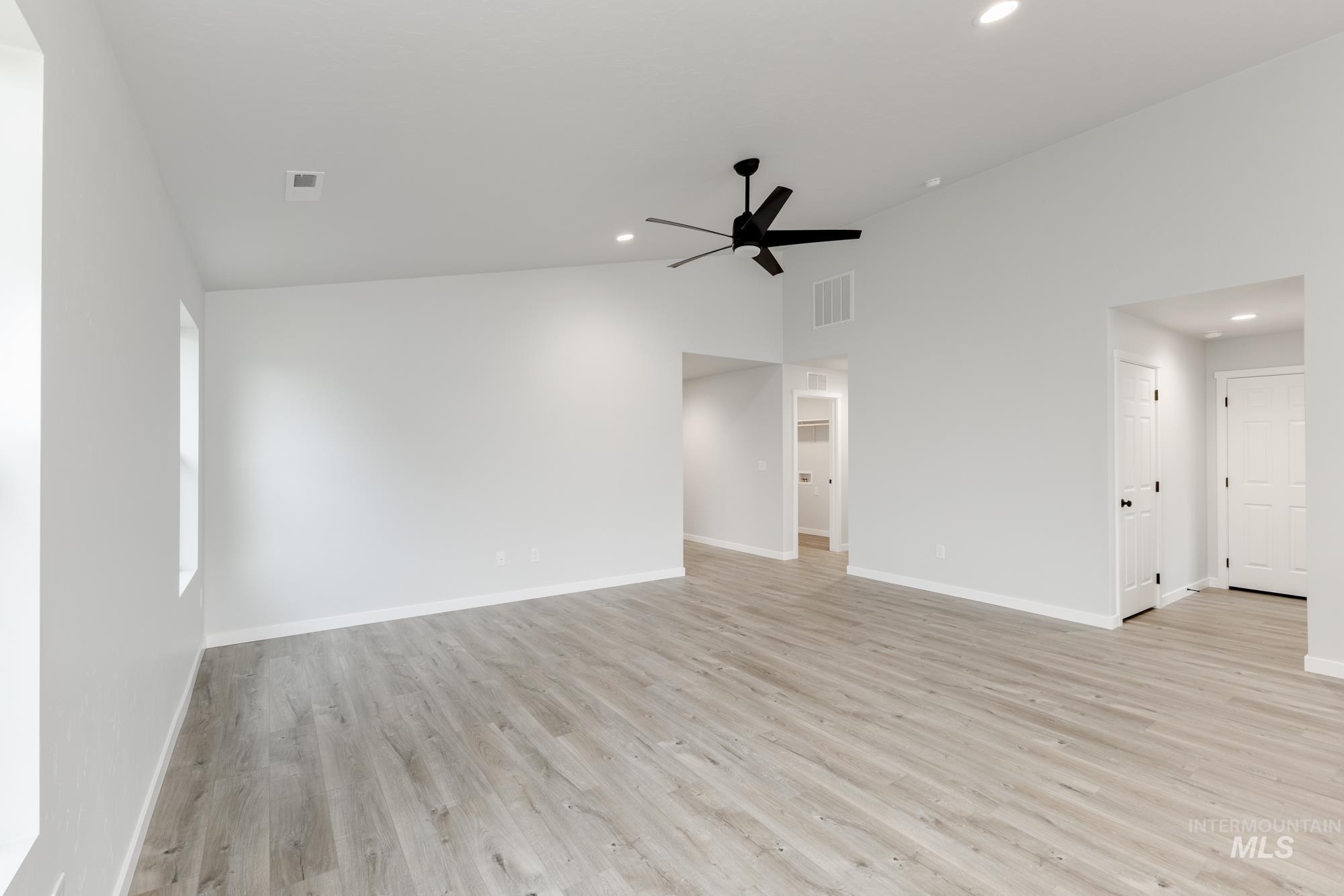 3878 E Syracuse St, Nampa, Idaho 83686, 4 Bedrooms, 2 Bathrooms, Residential For Sale, Price $414,990,MLS 98965351