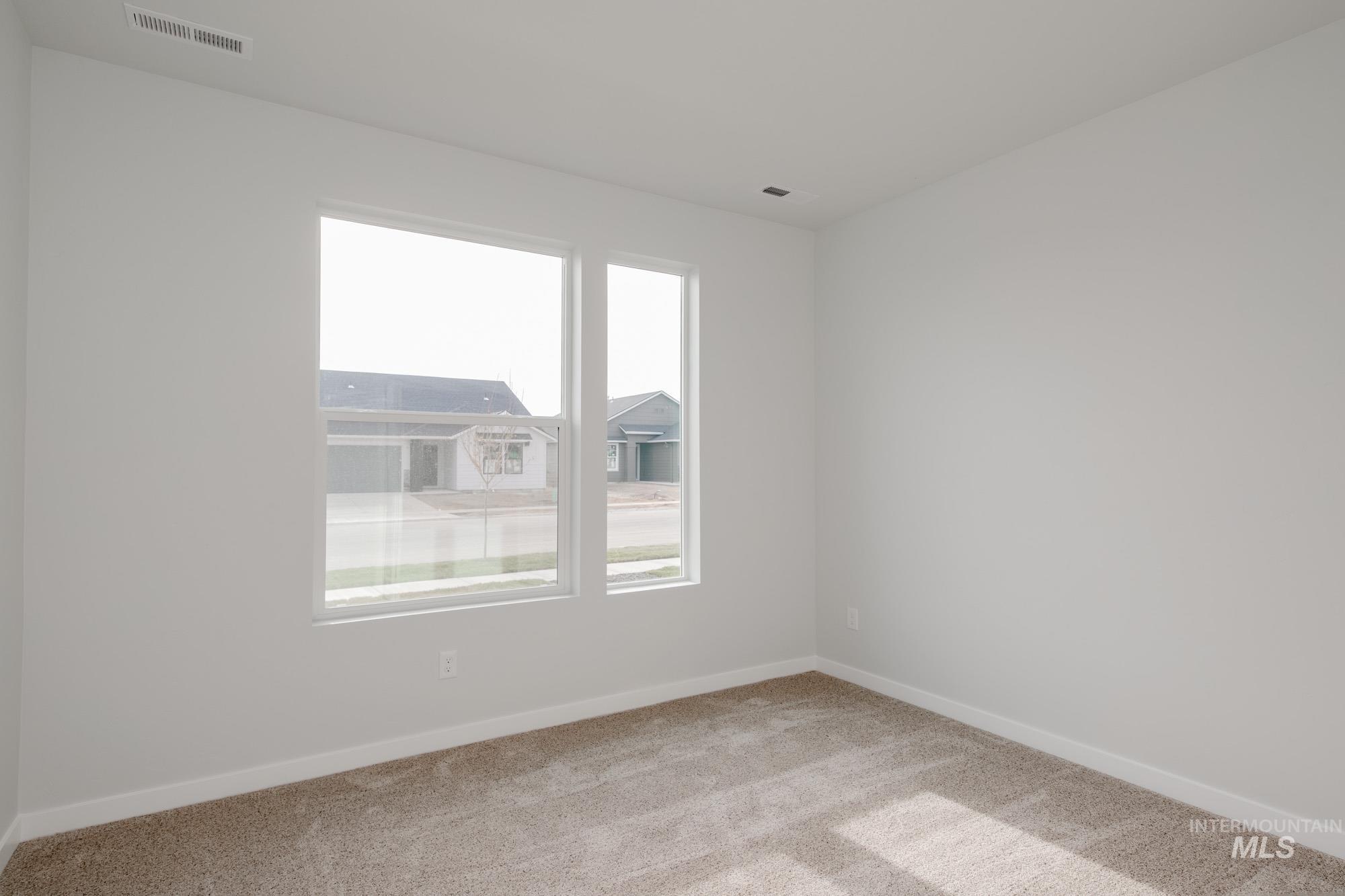 3806 E Syracuse St, Nampa, Idaho 83686, 4 Bedrooms, 2 Bathrooms, Residential For Sale, Price $434,990,MLS 98965354