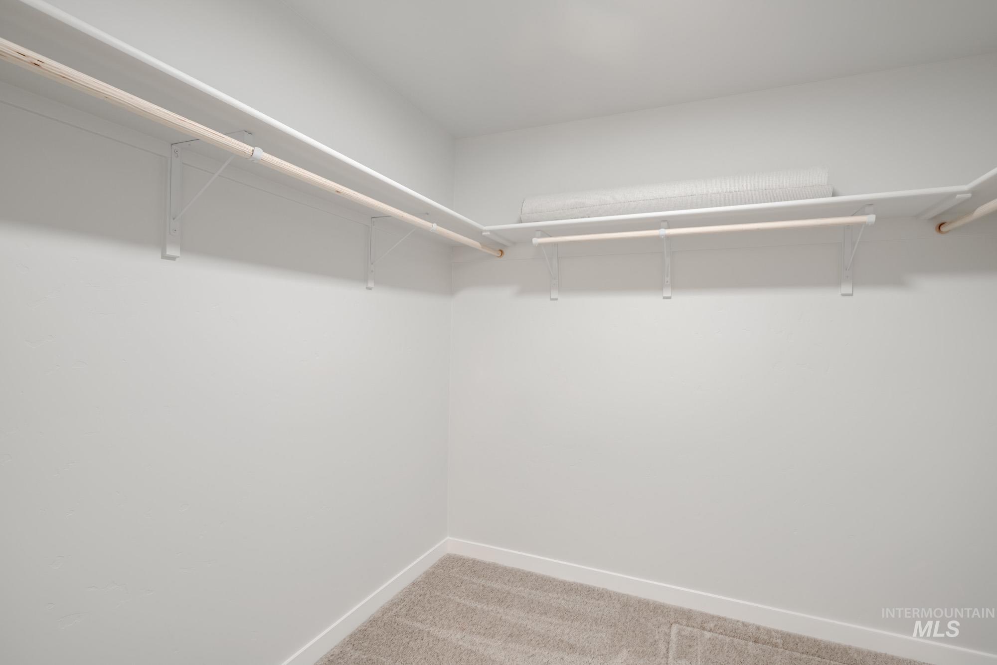 3806 E Syracuse St, Nampa, Idaho 83686, 4 Bedrooms, 2 Bathrooms, Residential For Sale, Price $434,990,MLS 98965354