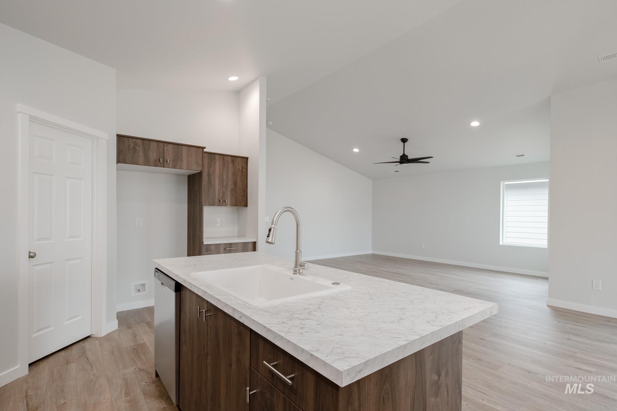 3806 E Syracuse St, Nampa, Idaho 83686, 4 Bedrooms, 2 Bathrooms, Residential For Sale, Price $434,990,MLS 98965354