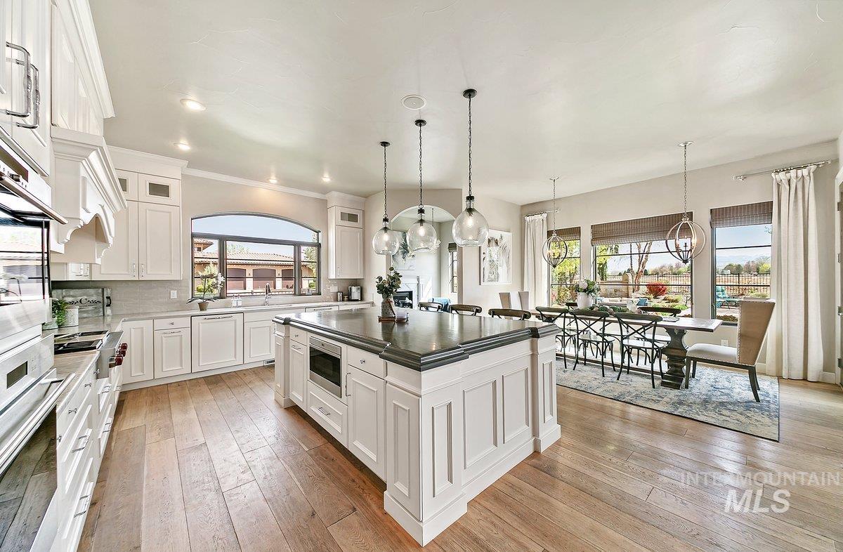 10185 Copperhead Lane, Caldwell, Idaho 83607, 3 Bedrooms, 2.5 Bathrooms, Residential For Sale, Price $1,395,000, 98965362