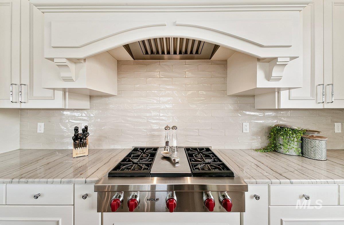 10185 Copperhead Lane, Caldwell, Idaho 83607, 3 Bedrooms, 2.5 Bathrooms, Residential For Sale, Price $1,395,000, 98965362